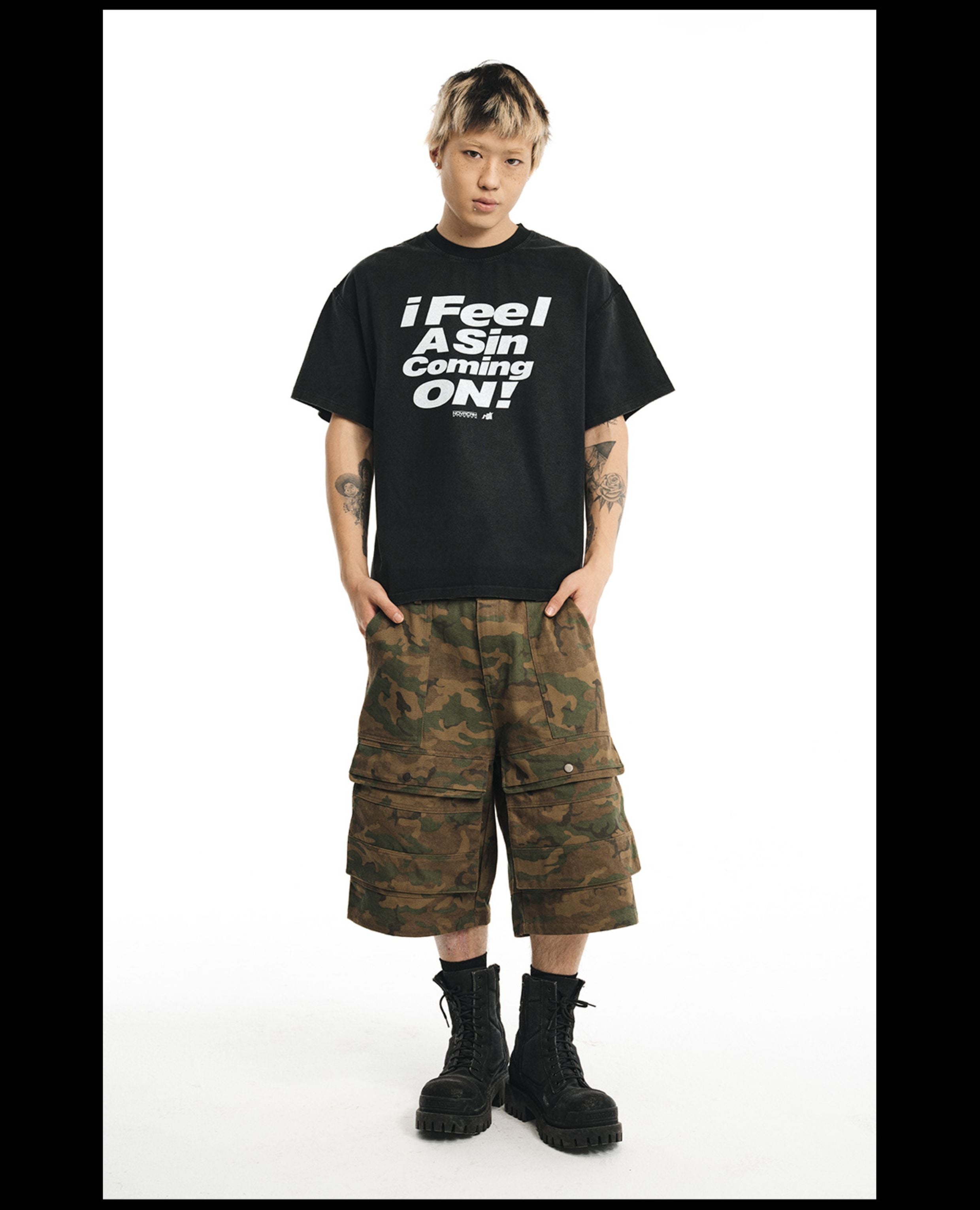 NOVACAM Vintage Letter Washed Black Stitch Tee