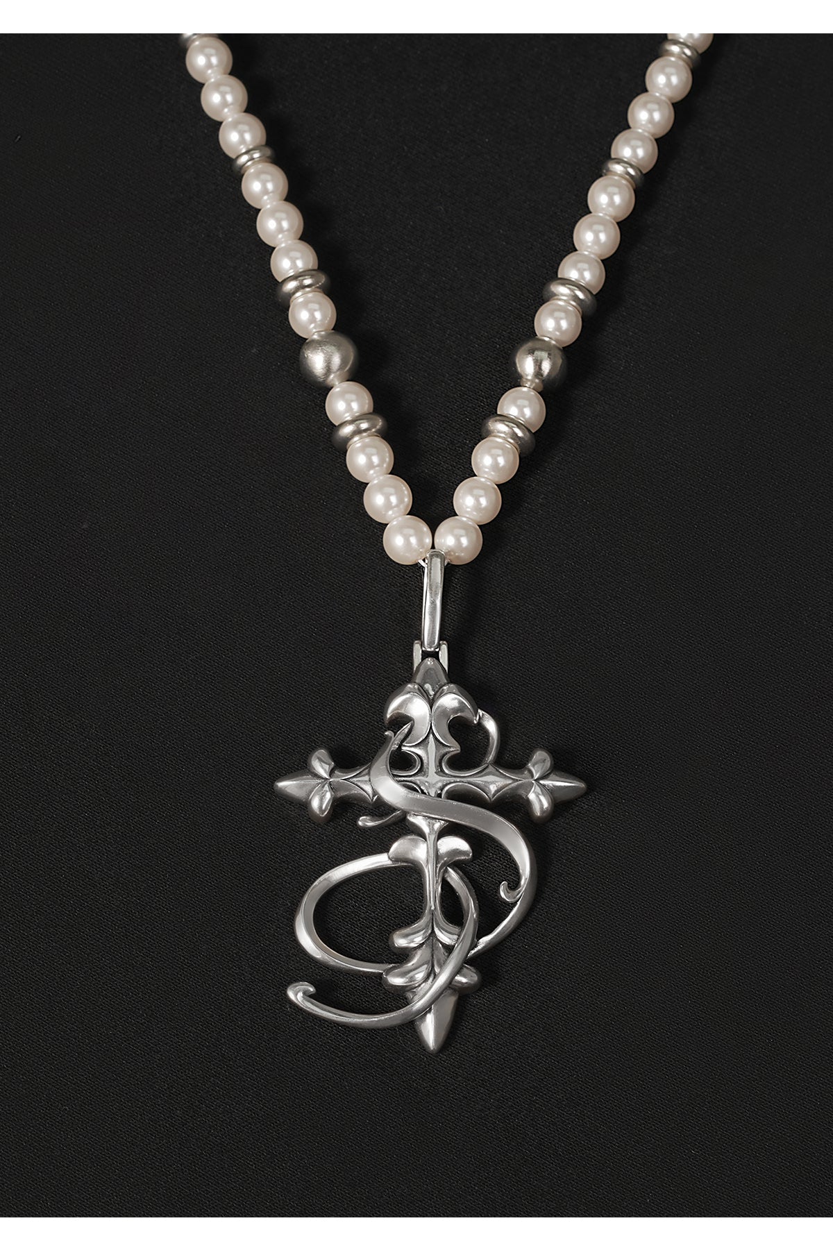 Small Town Kid Cross Pendant Pearl Necklace