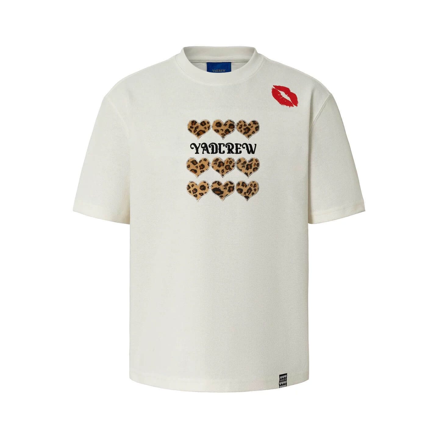 YADcrew Leopard Heart Patch Kiss Mark Tee