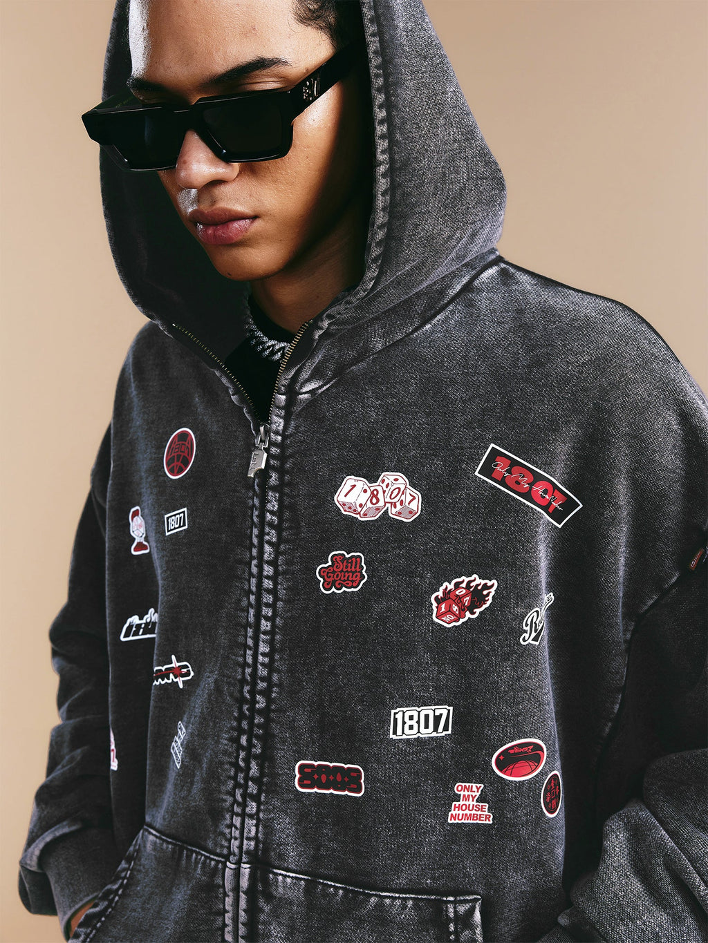 1807× LABT Logo Patch Washed Zip Up Hoodie