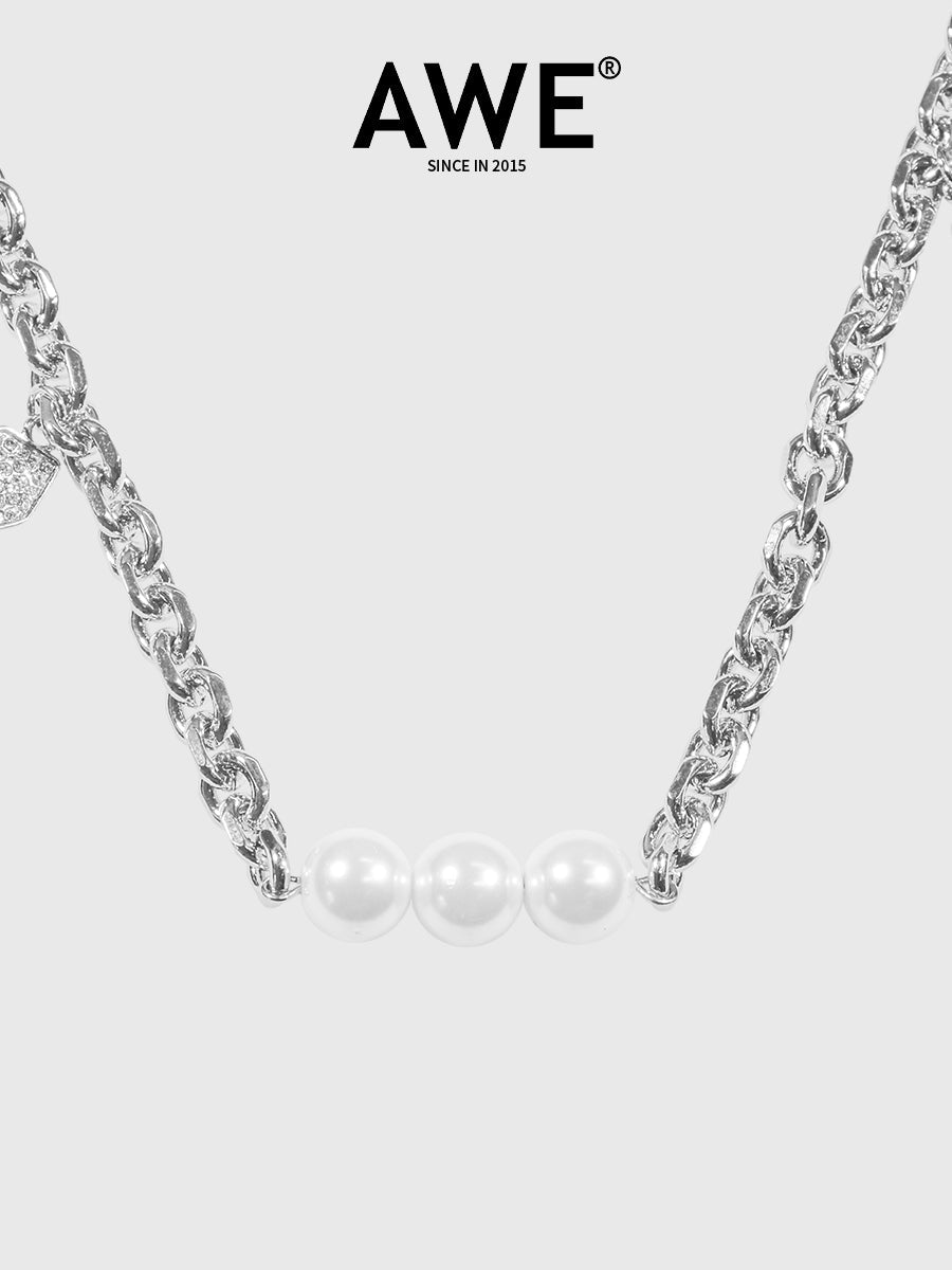 AWE Pearl & Charm Chain Necklace