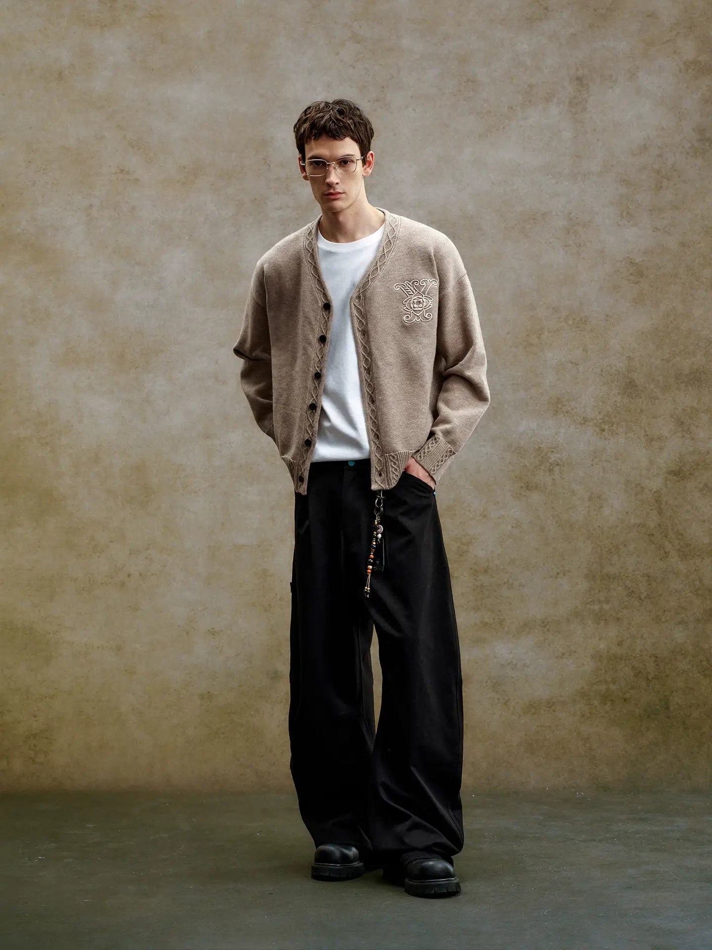 YADcrew Cable Rib V Neck Embroidered Knit Cardigan
