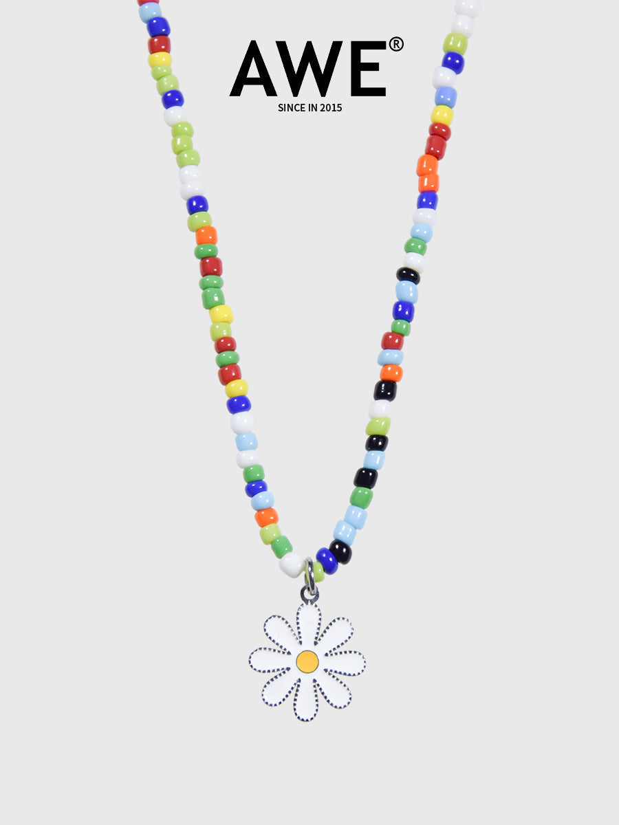 AWE Colorful Beaded Daisy Necklace