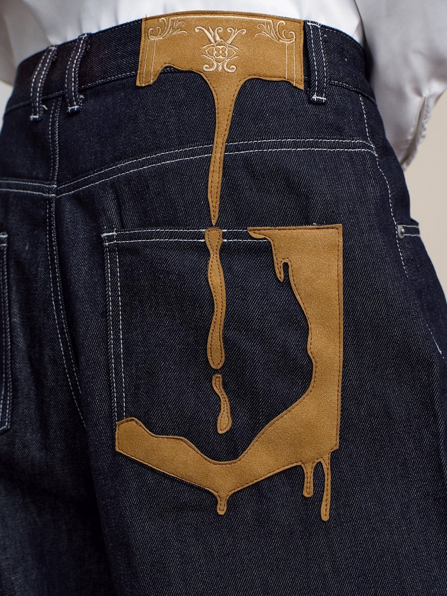 YADcrew Glitter Suede Leather Melting Pocket Jeans