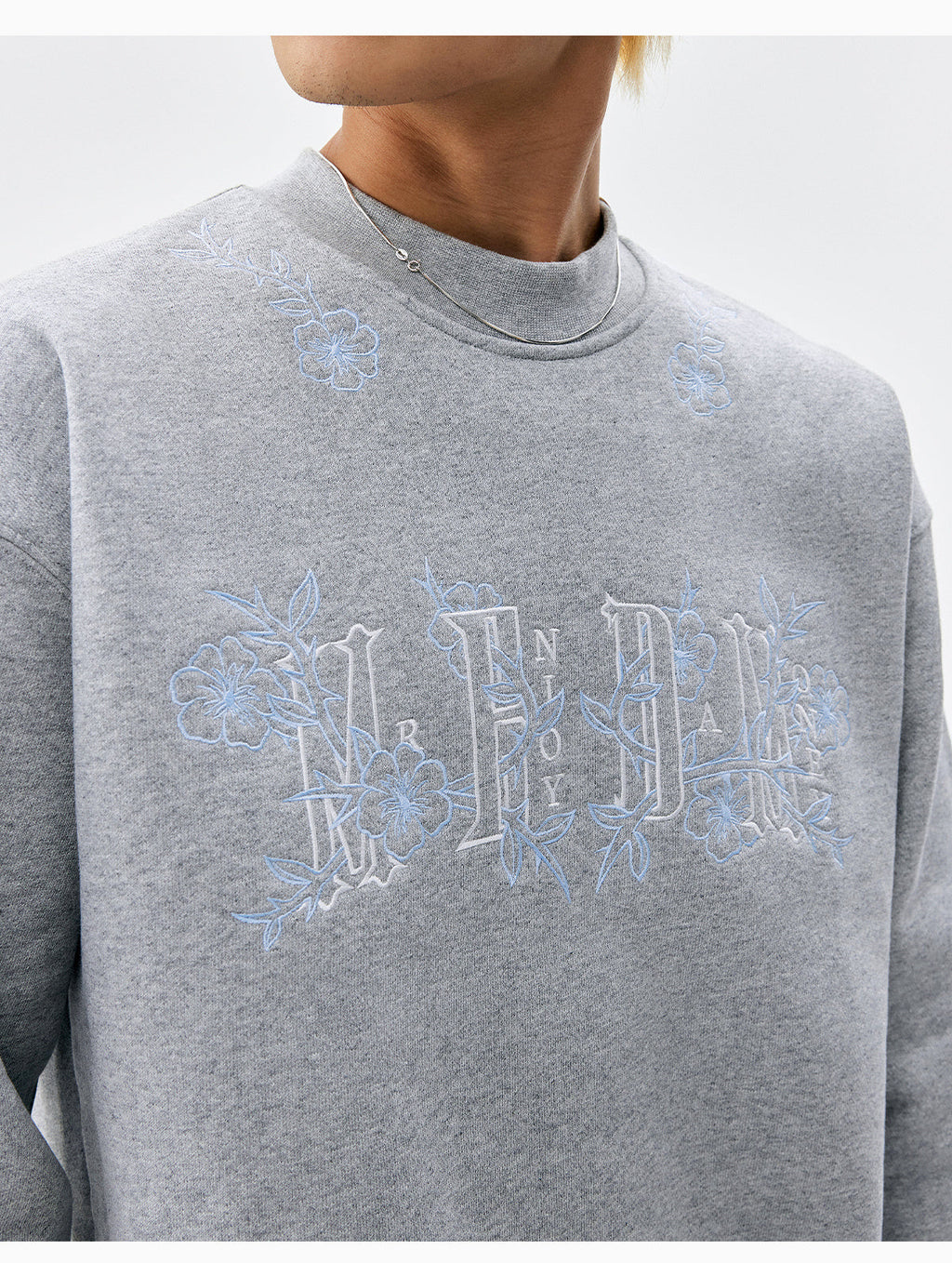 MEDM Floral Logo Embroidered Sweatshirt