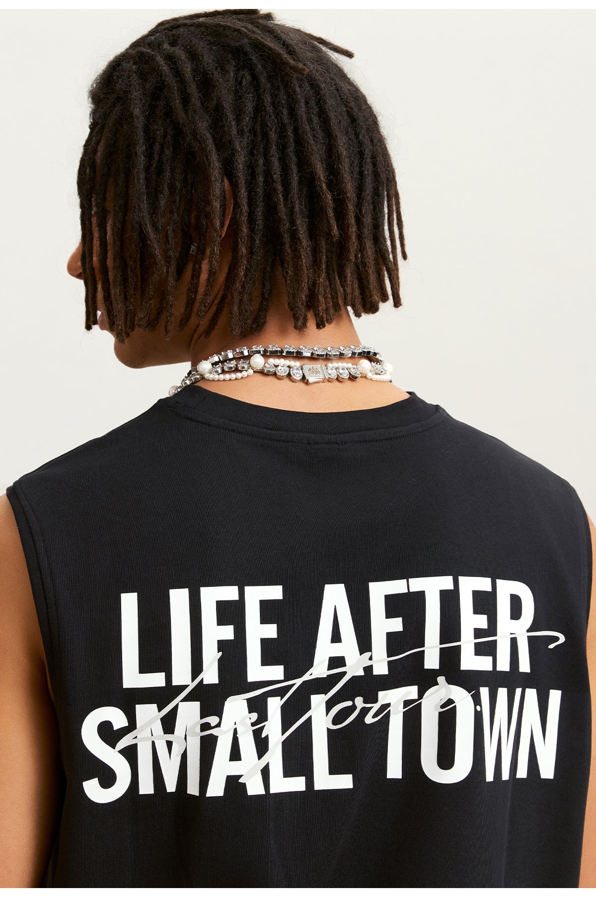 Small Town Kid Logo Print Sleeveless Tee