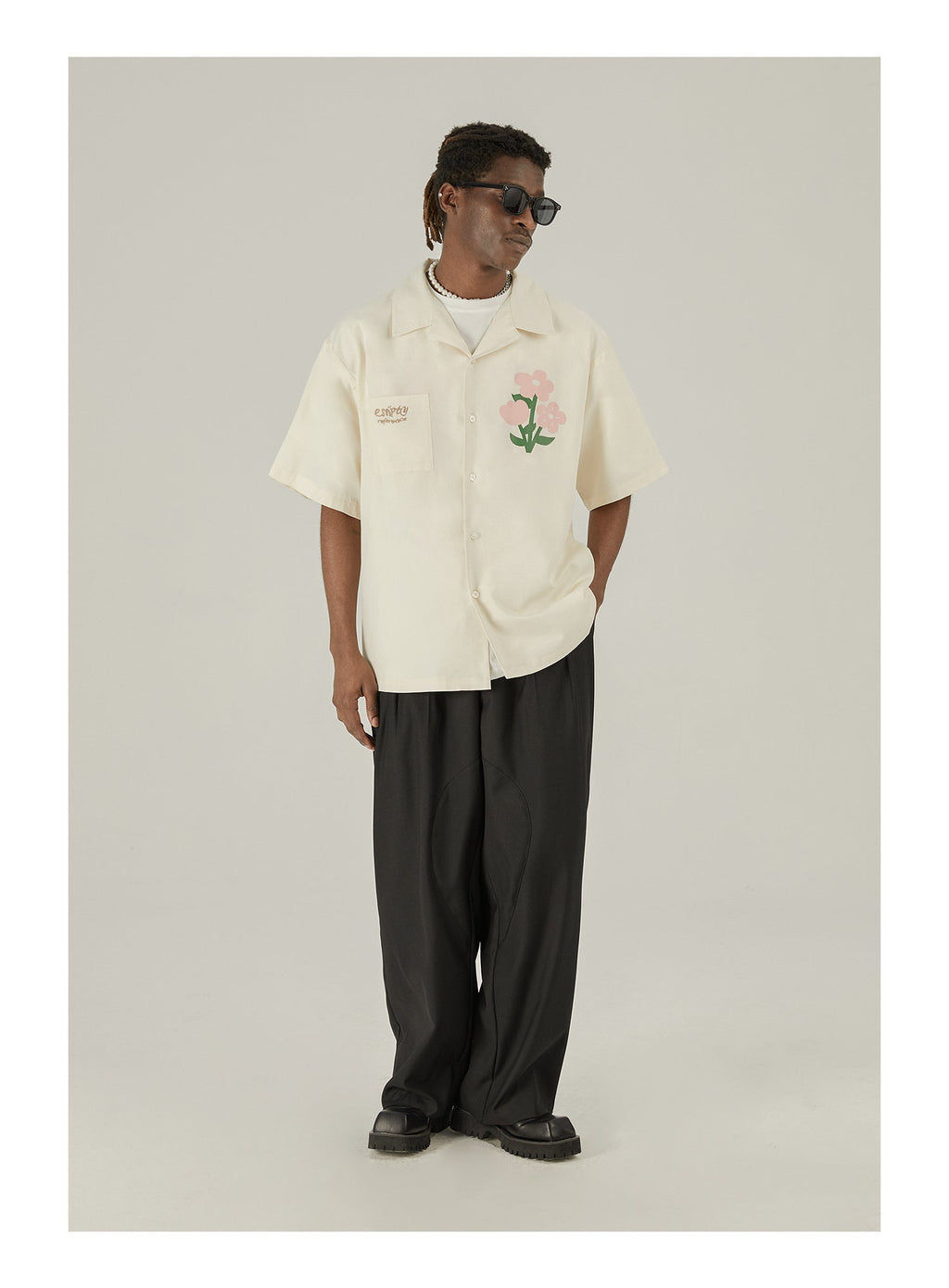 EMPTY REFERENCE Cute Small Flower Short Sleeve Shirt