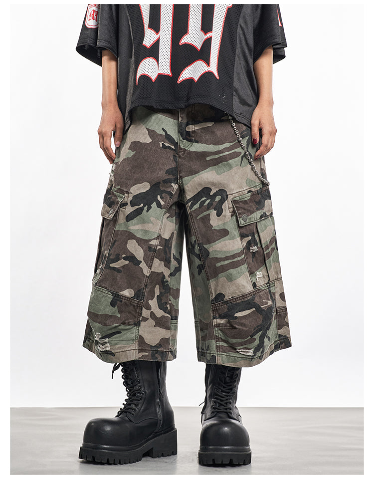 F3F Select Multi Pocket Camouflage Baggy Shorts