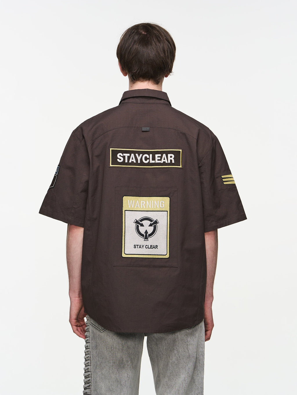 BLIND NO PLAN Badge Embroidered Short Sleeve Shirt