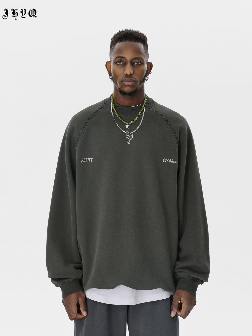JHYQ Embroidered Logo Zipper Design Heavyweight Sweater