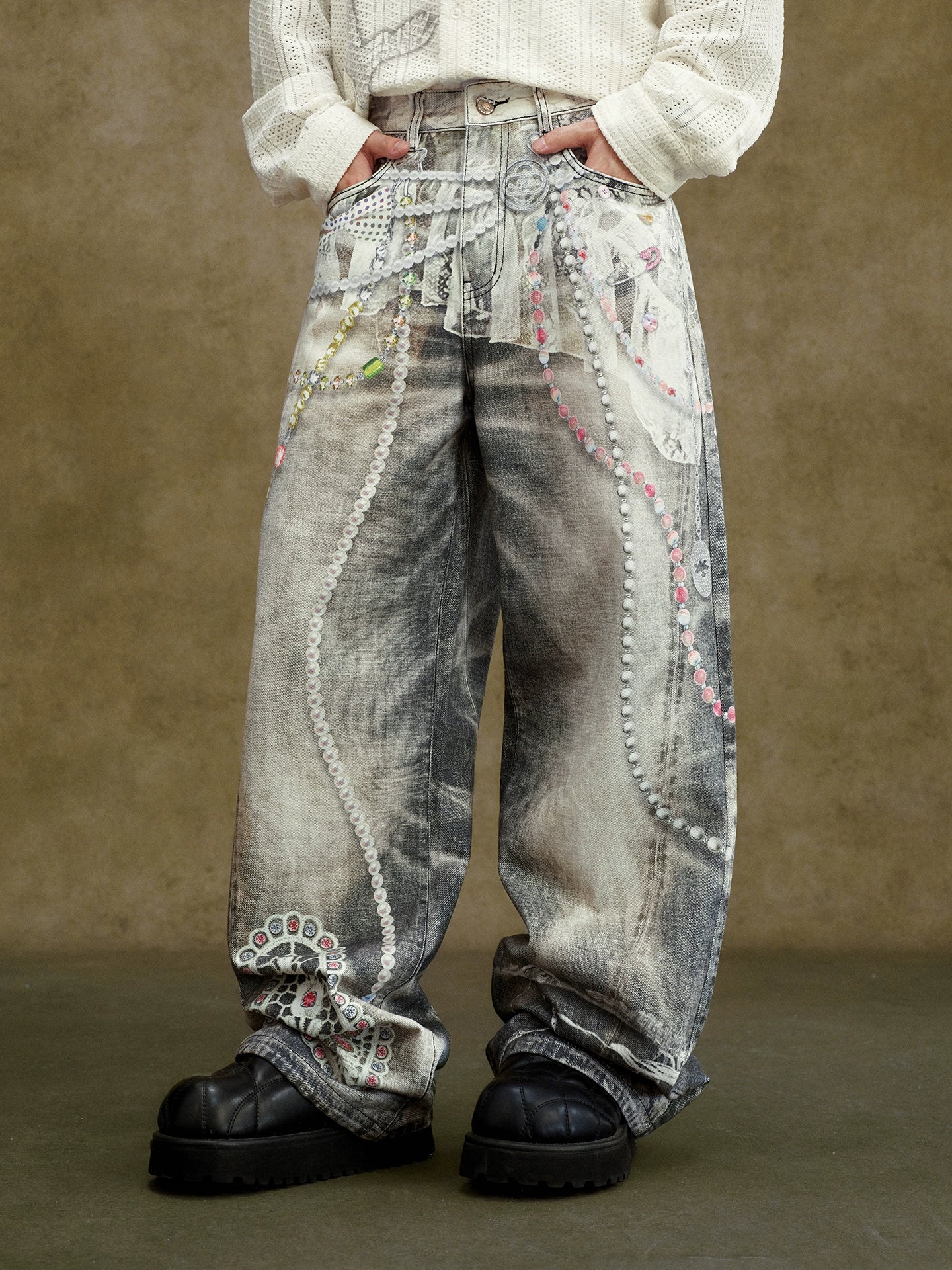 YADcrew Lace Color Bead Chain Photorealistic Print Jeans