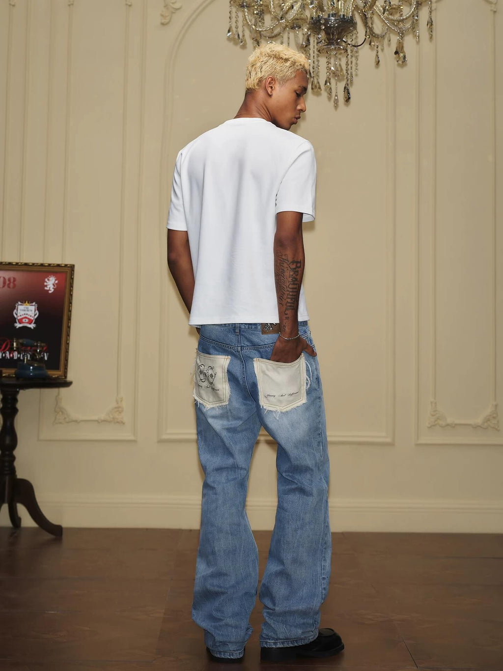 YADcrew Contrast Frayed Back Pocket Center Seam Washed Jeans