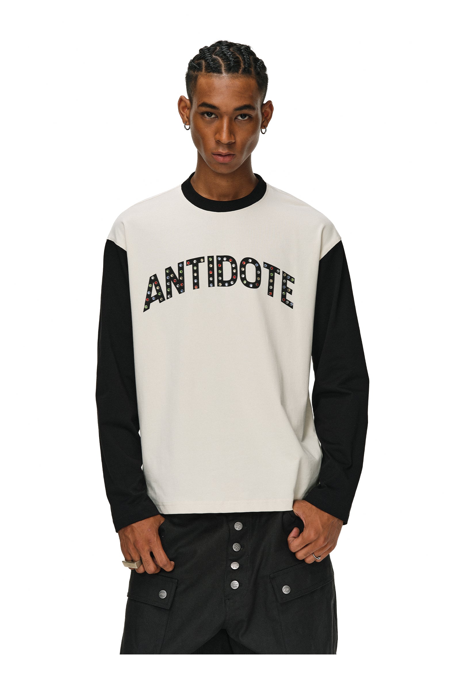 ANTIDOTE Color Stone Studded Long Sleeve Tee