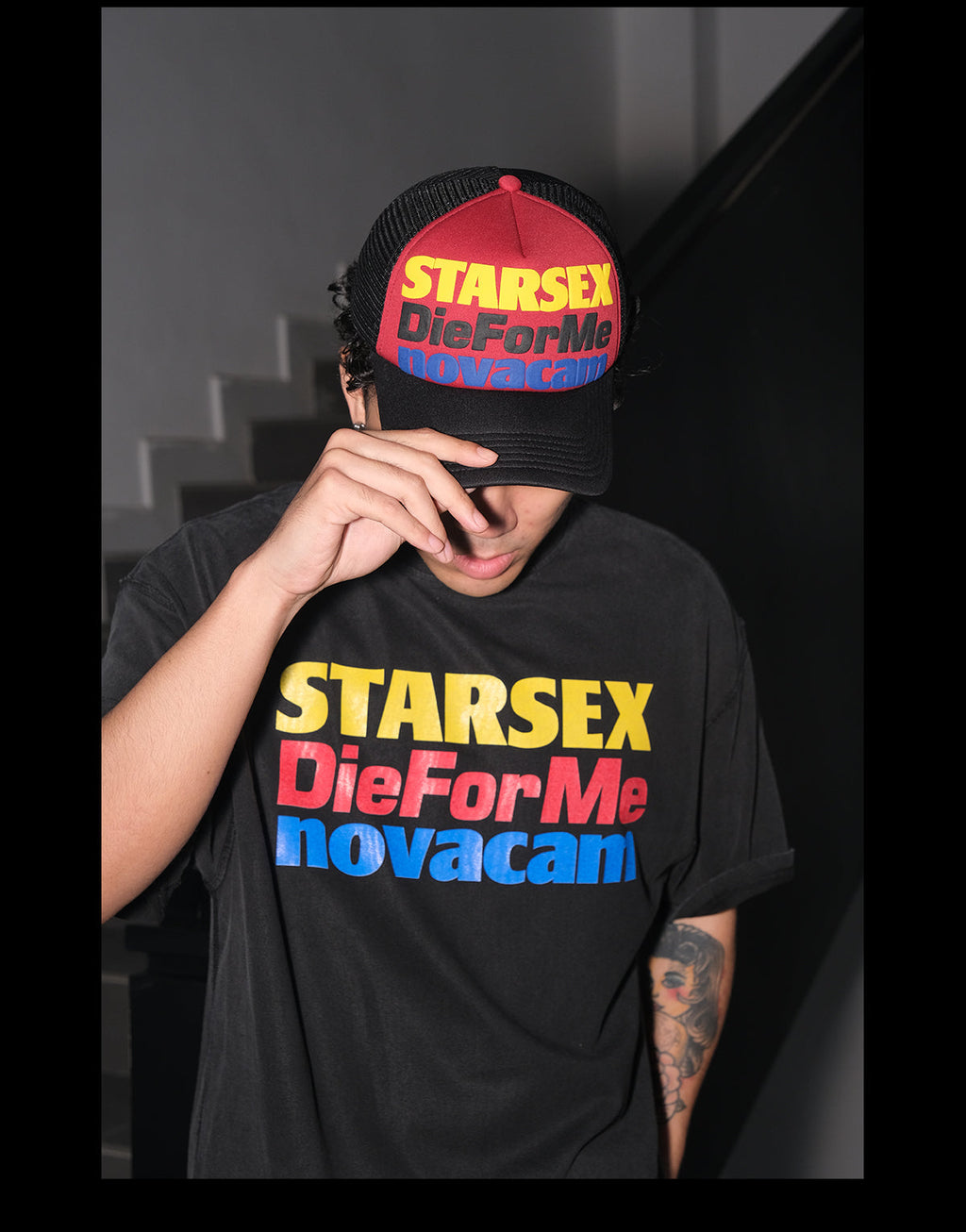 NOVACAM Foam Letter Print Trucker Hat