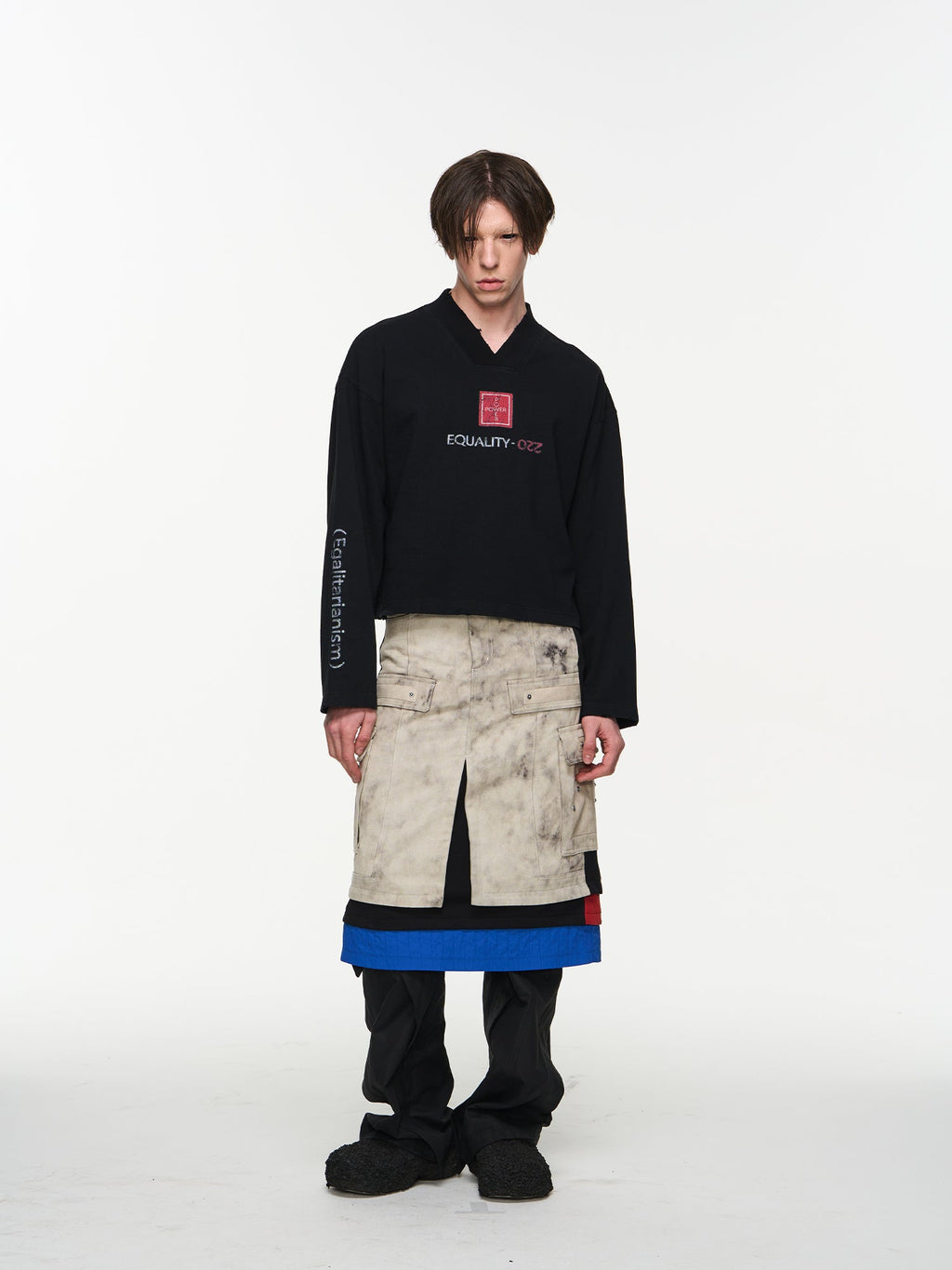 BLIND NO PLAN V-Neck Washed Print Long Sleeve Tee