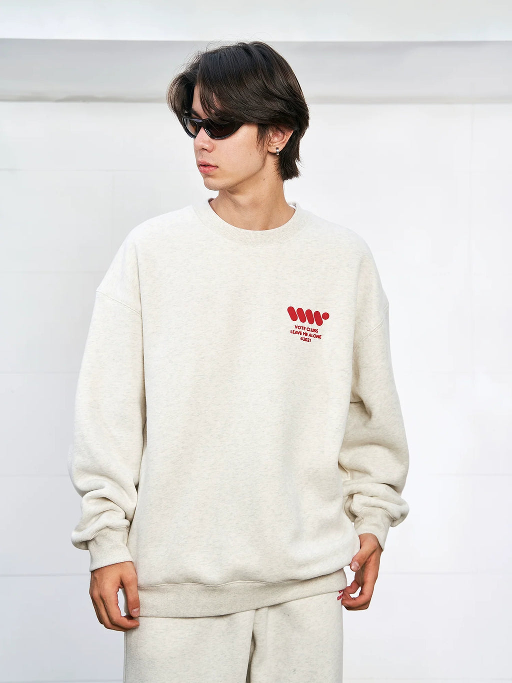 VOTE VVVVOTE Basic Crew Neck Sweatshirt