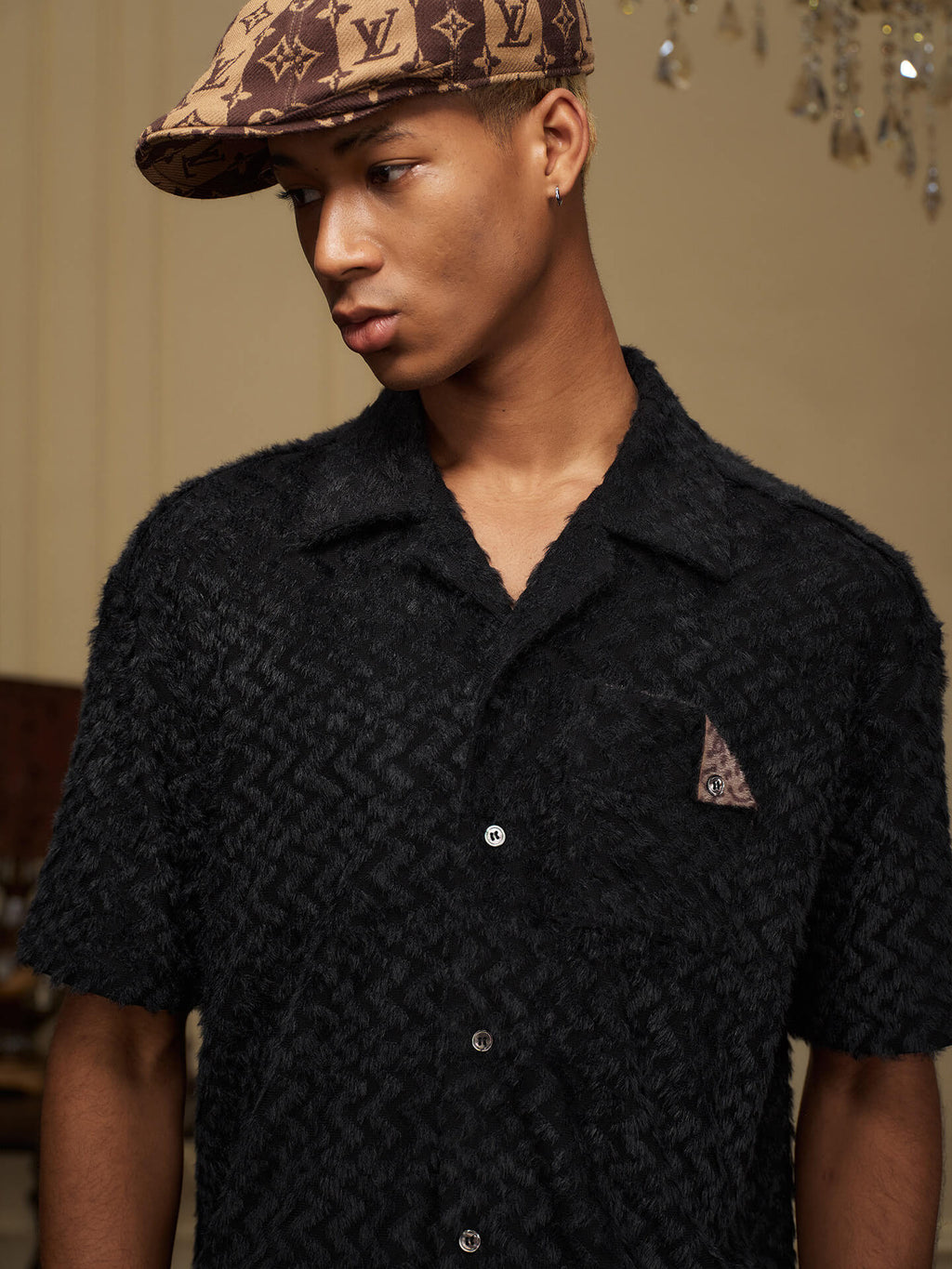 YADcrew Wavy Stripe Fuzzy Short Sleeve Shirt