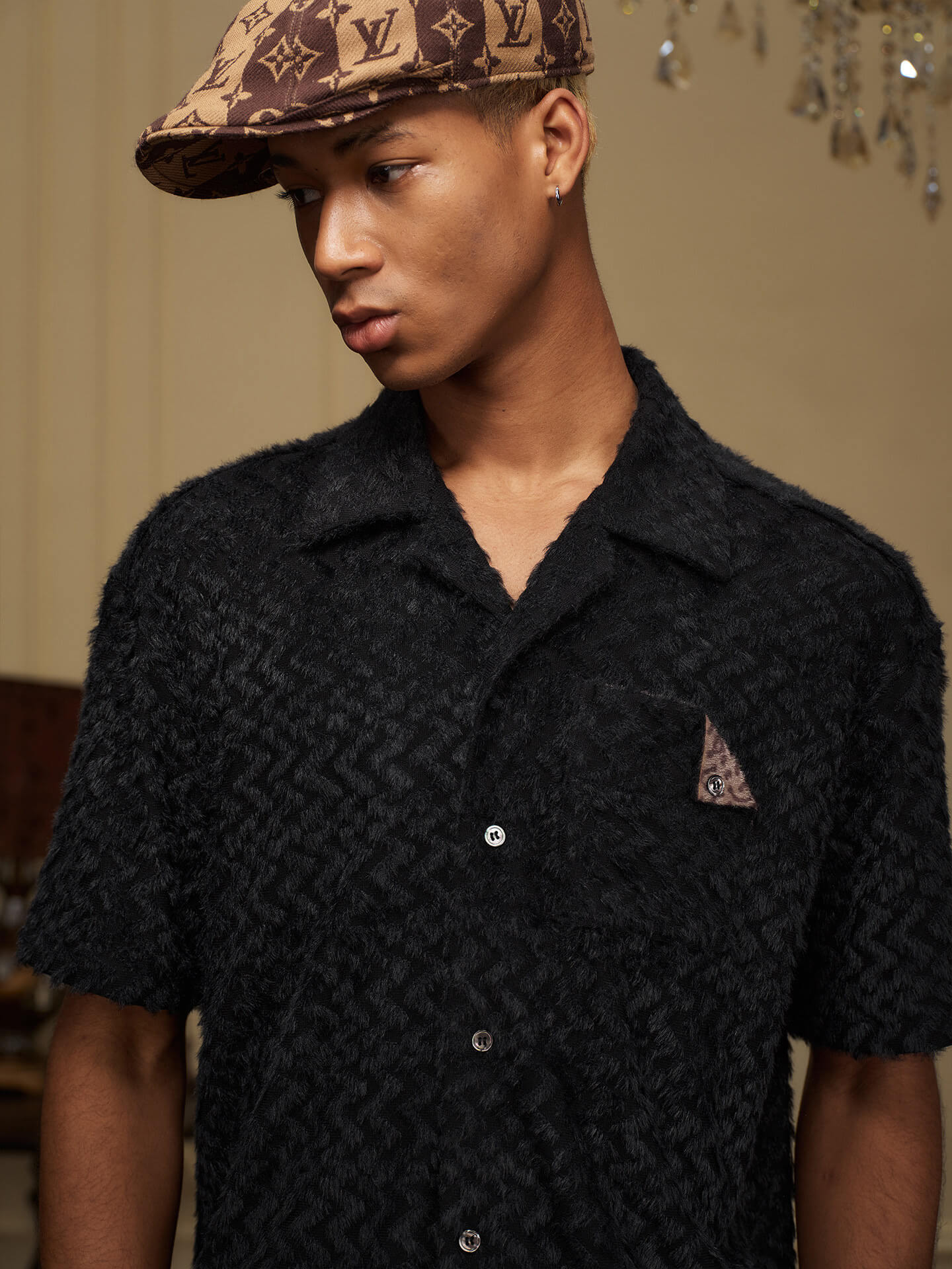 YADcrew Wavy Stripe Fuzzy Short Sleeve Shirt