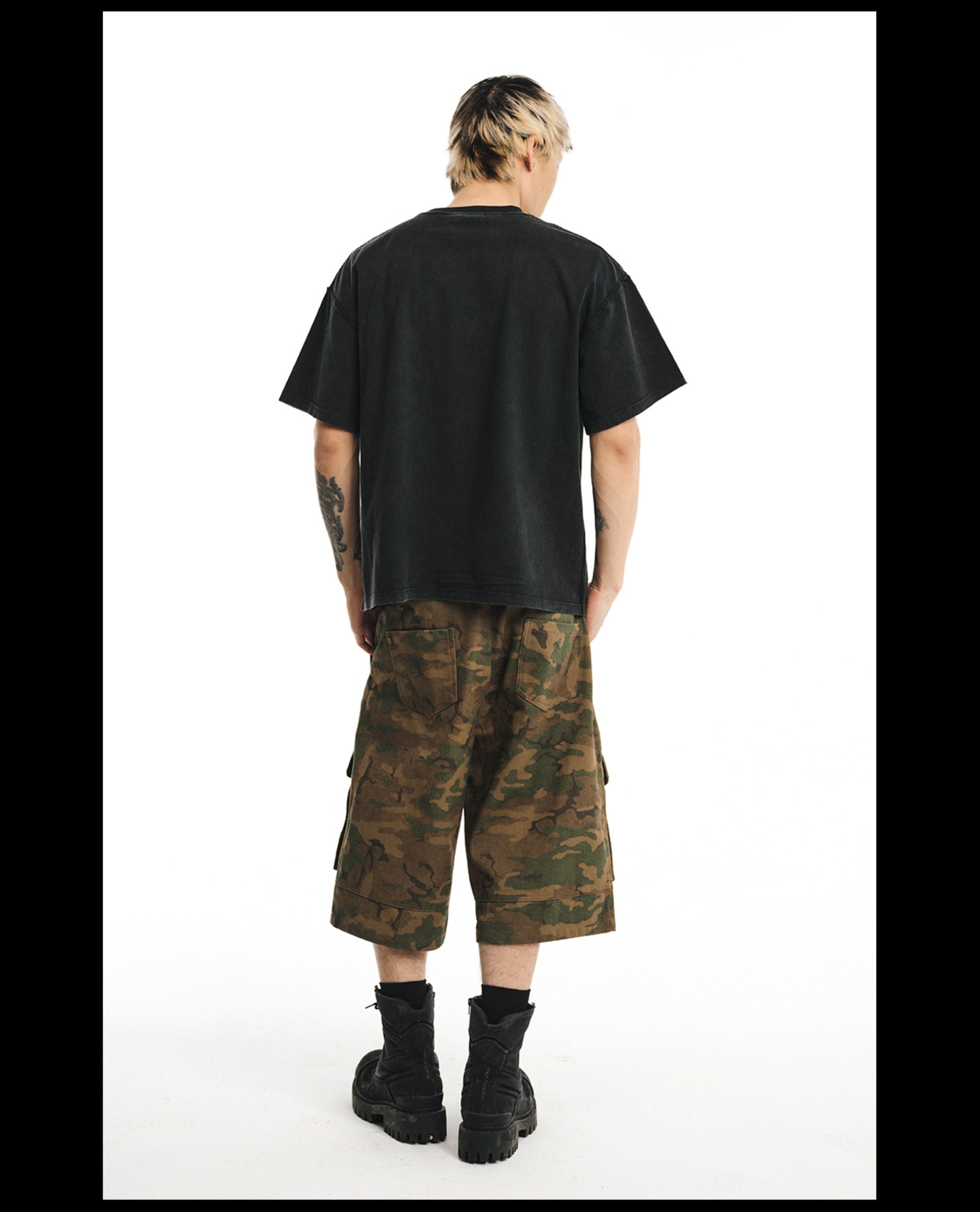 NOVACAM Vintage Letter Washed Black Stitch Tee