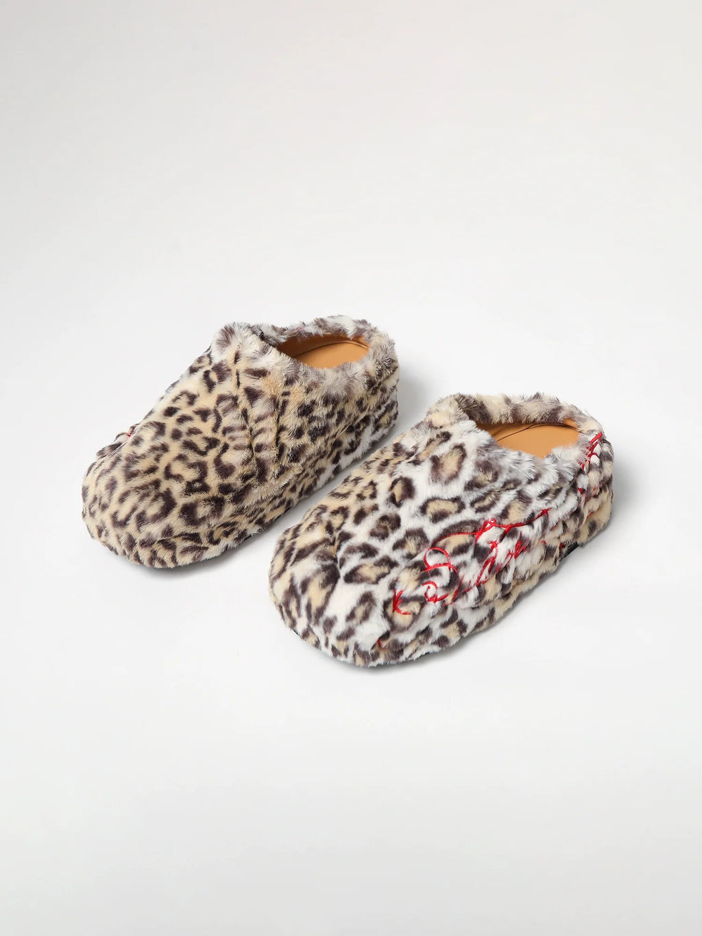 KARMANISTIC Leopard Fur Embroidered Slipper Clogs