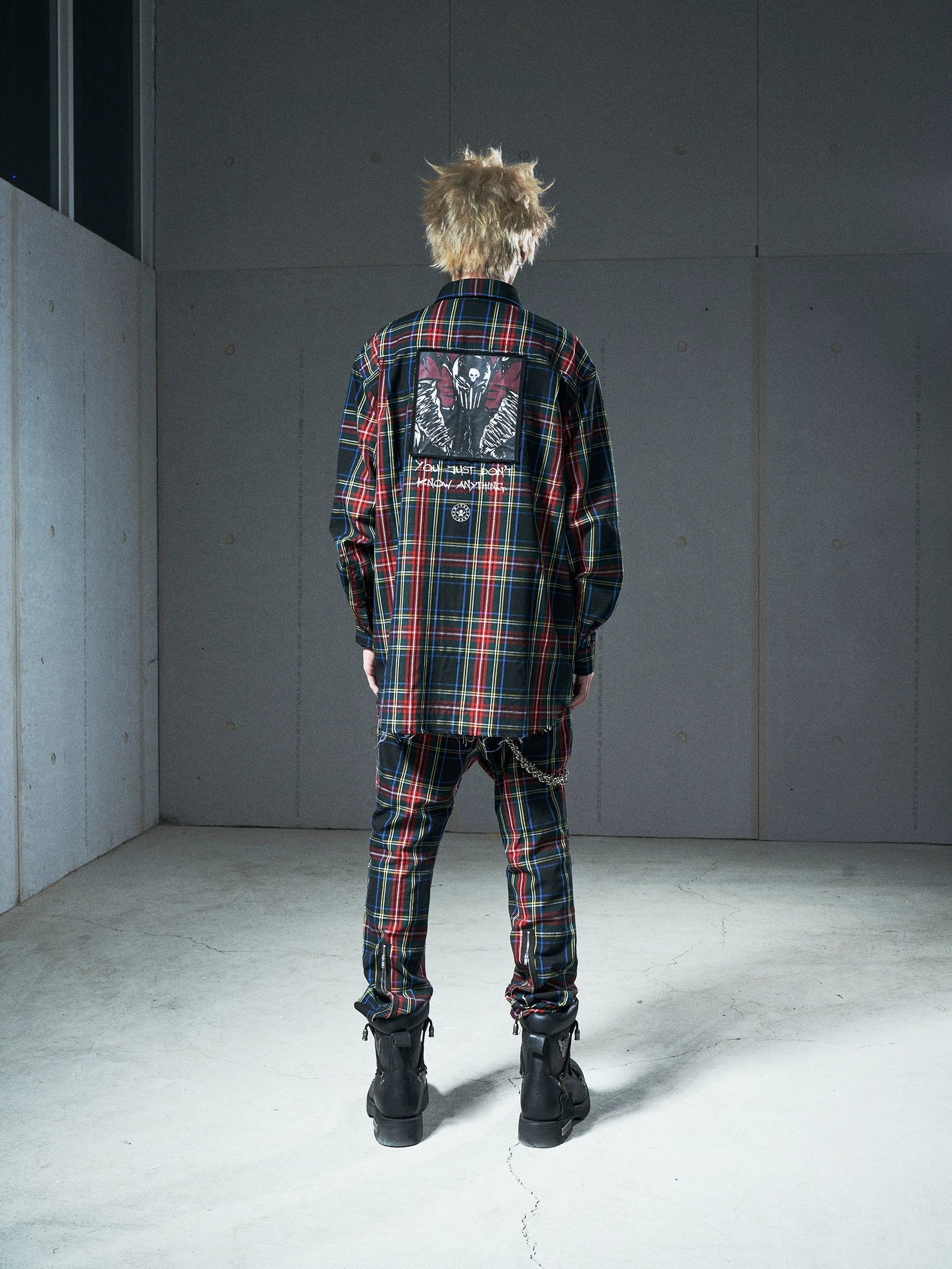 VENTUREK Tartan Check Patch Print Long Sleeve Shirt