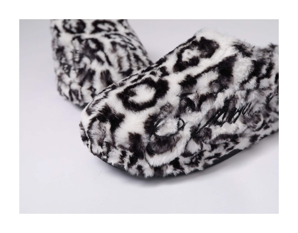 KARMANISTIC Rose White Leopard Fur Embroidered Slipper Clogs