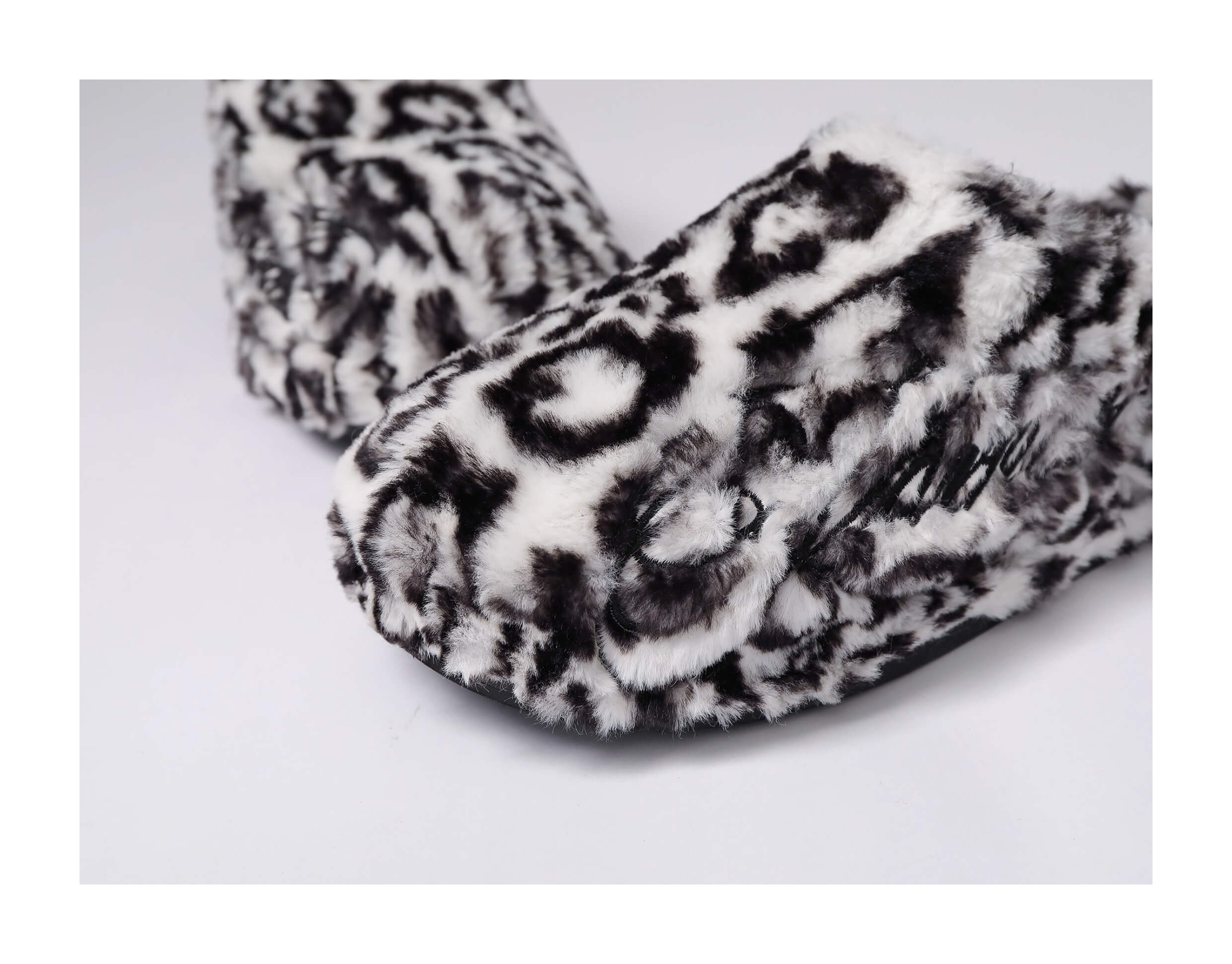 KARMANISTIC Rose White Leopard Fur Embroidered Slipper Clogs