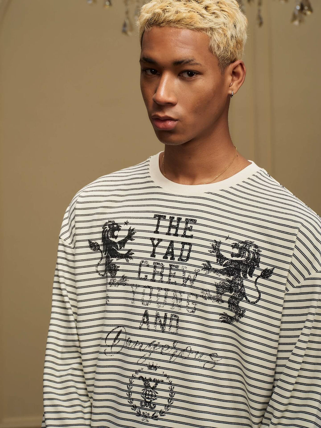 YADcrew Vintage Lion Print Striped Long Sleeve Tee