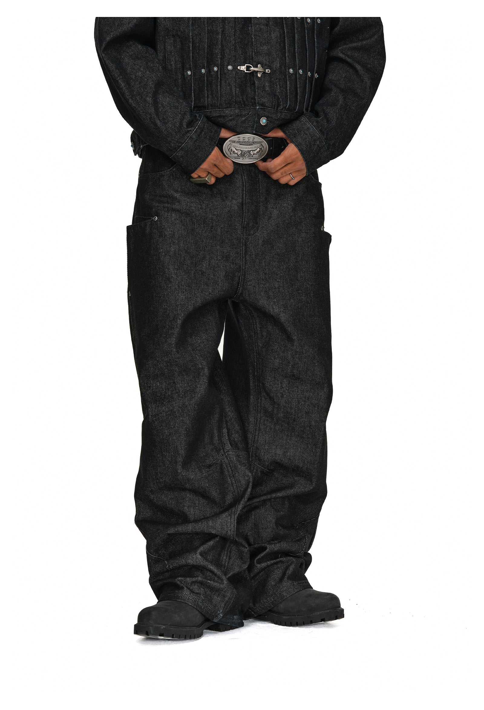 ANTIDOTE Studded Slash Pocket 3D Cut Jeans