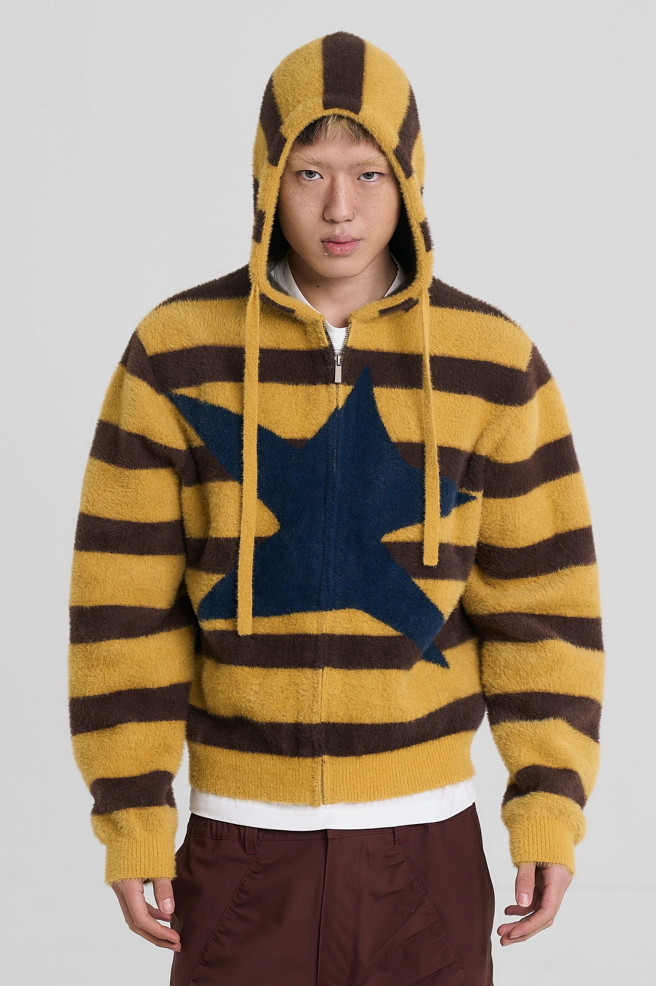EVILKNIGHT(EK) Striped Star Knit Zip-Up Hoodie