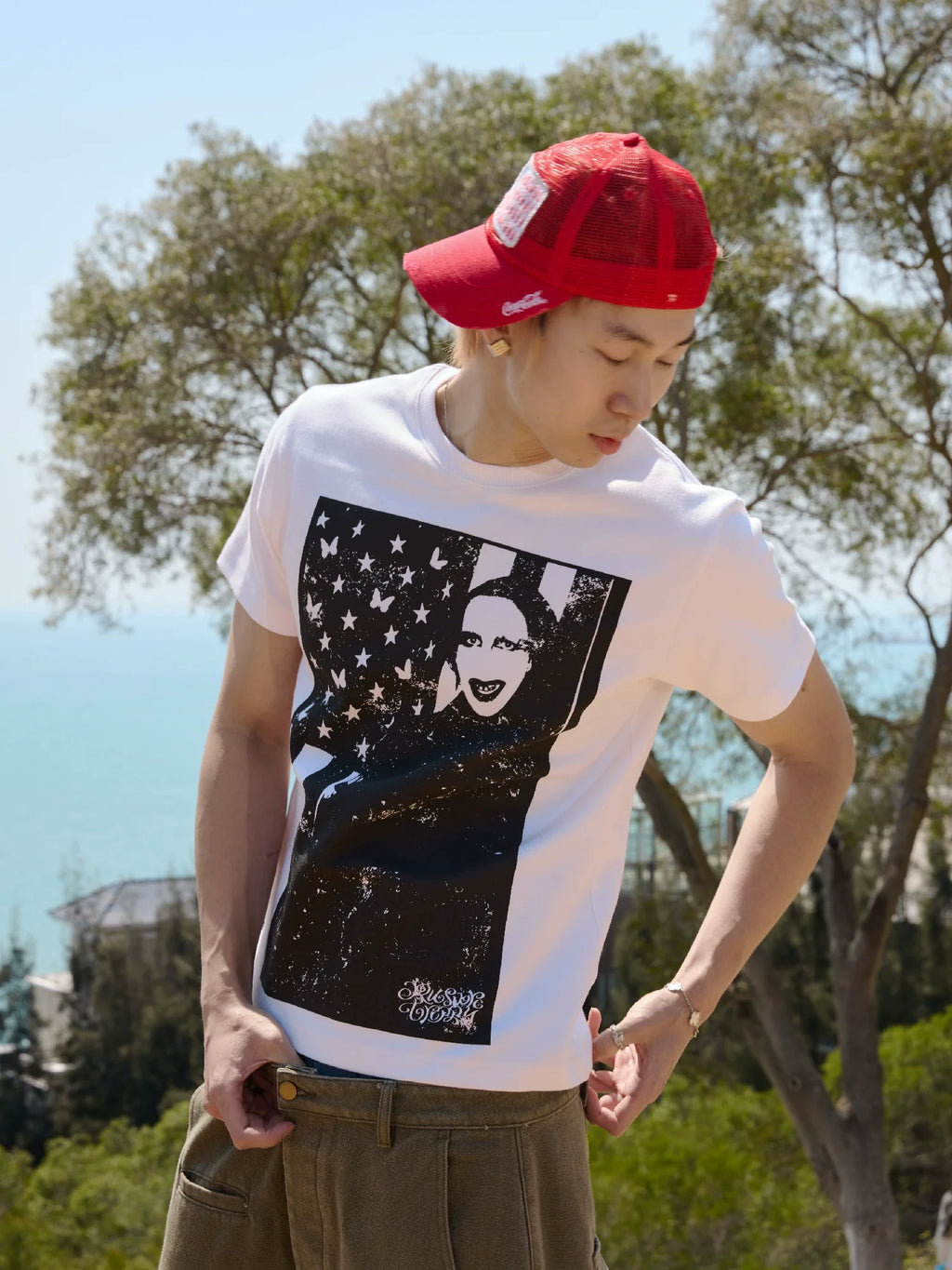 RUSURE Portrait Print Tee