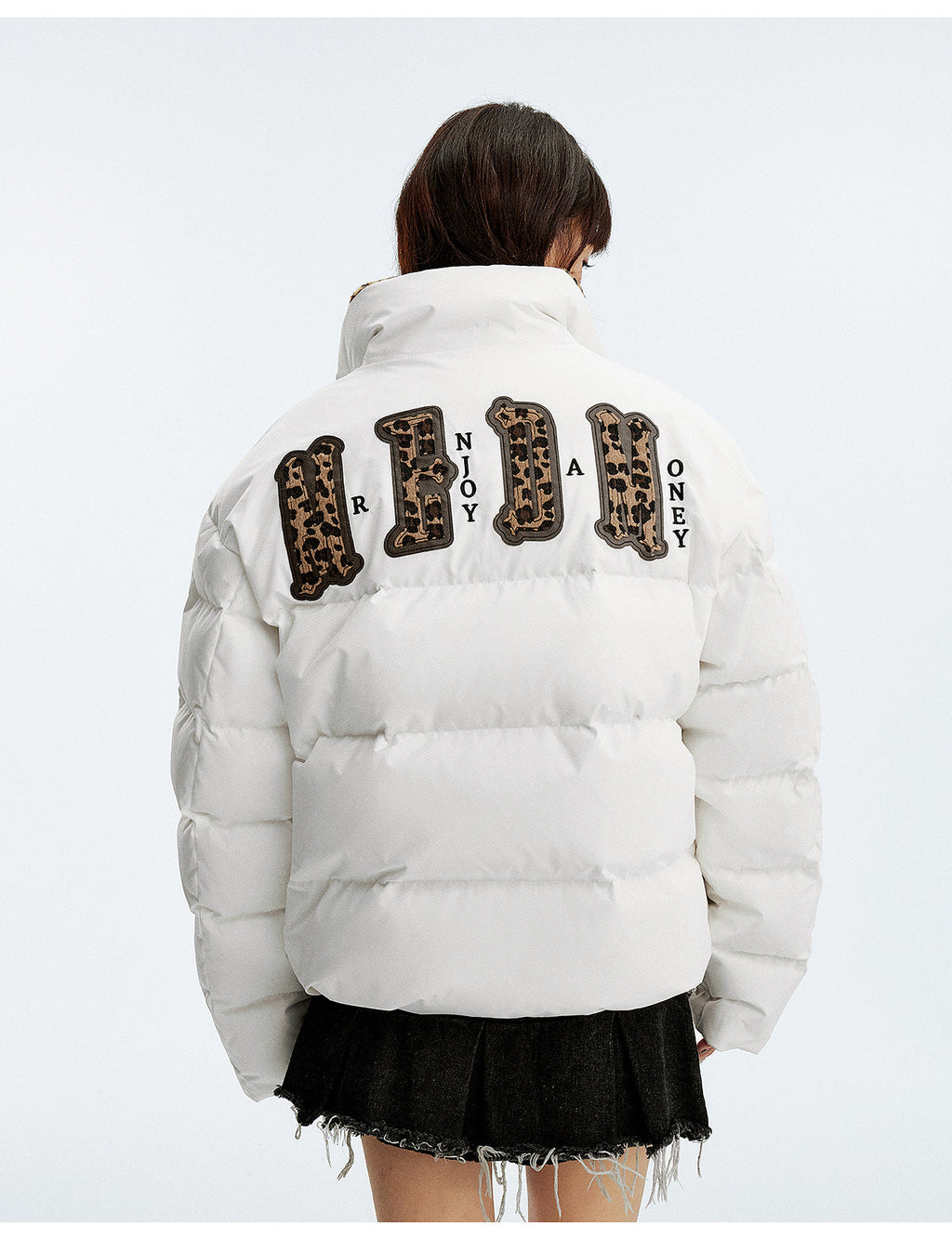 MEDM Leopard Collar Logo Patch Down Jacket