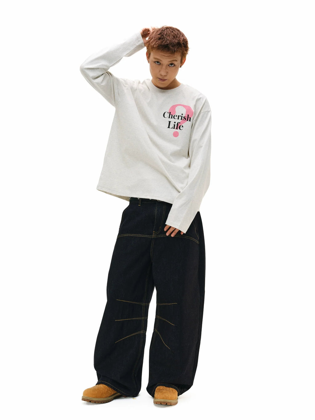 NOVACAM Question Mark Print Long Sleeve Tee