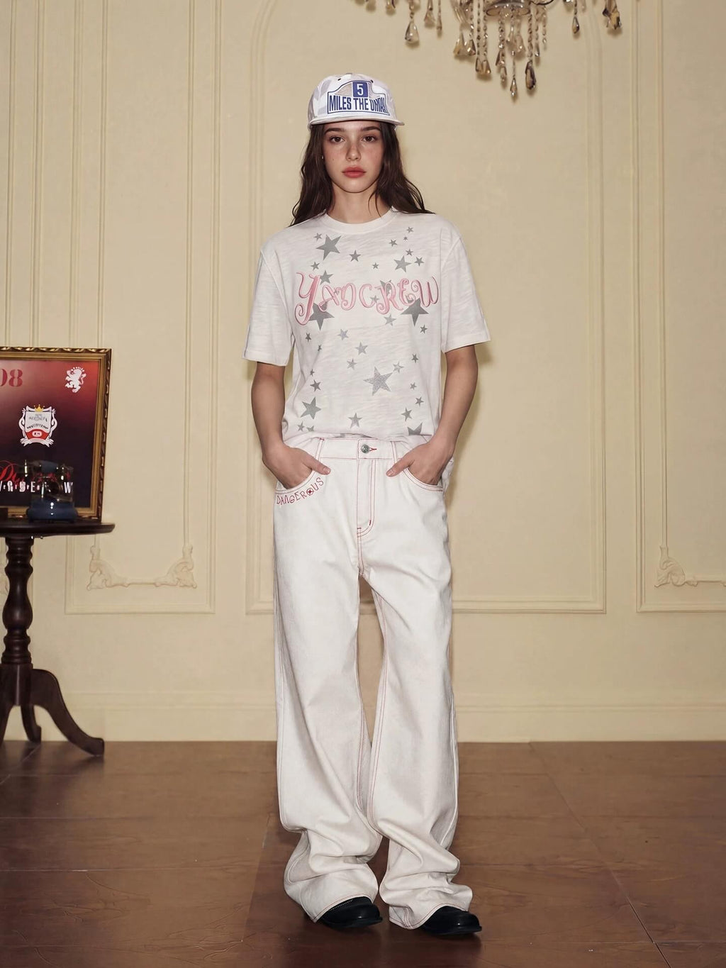 YADcrew Heart Shaped Pocket Slight Flare White Jeans