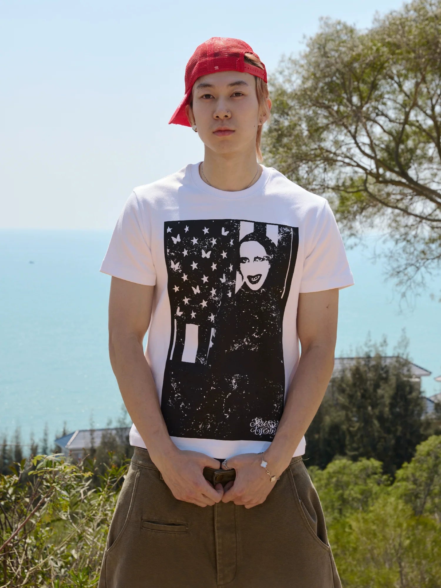 RUSURE Portrait Print Tee