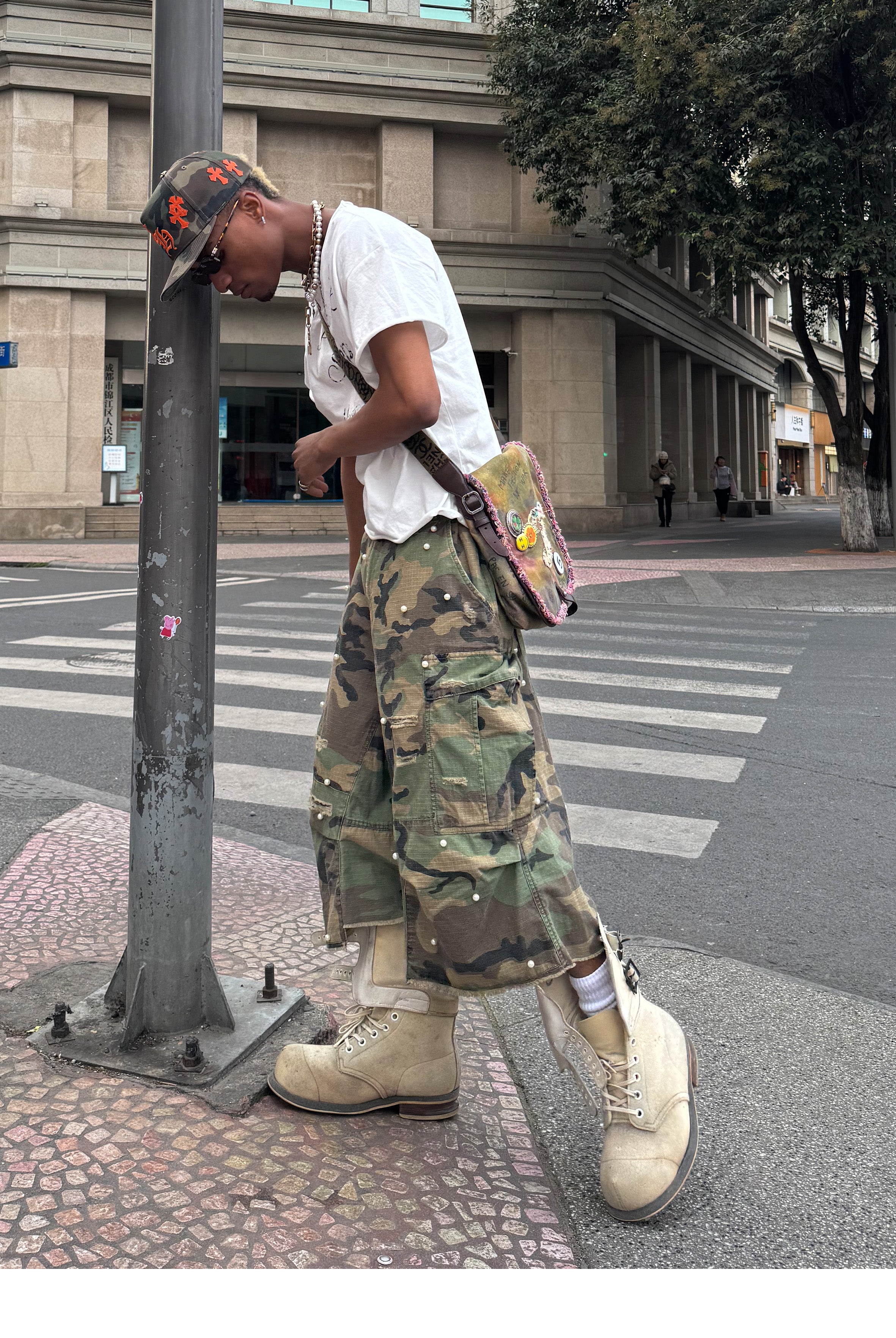 STEEPC M-65 Pearl Embellished Camouflage Baggy Cargo Shorts