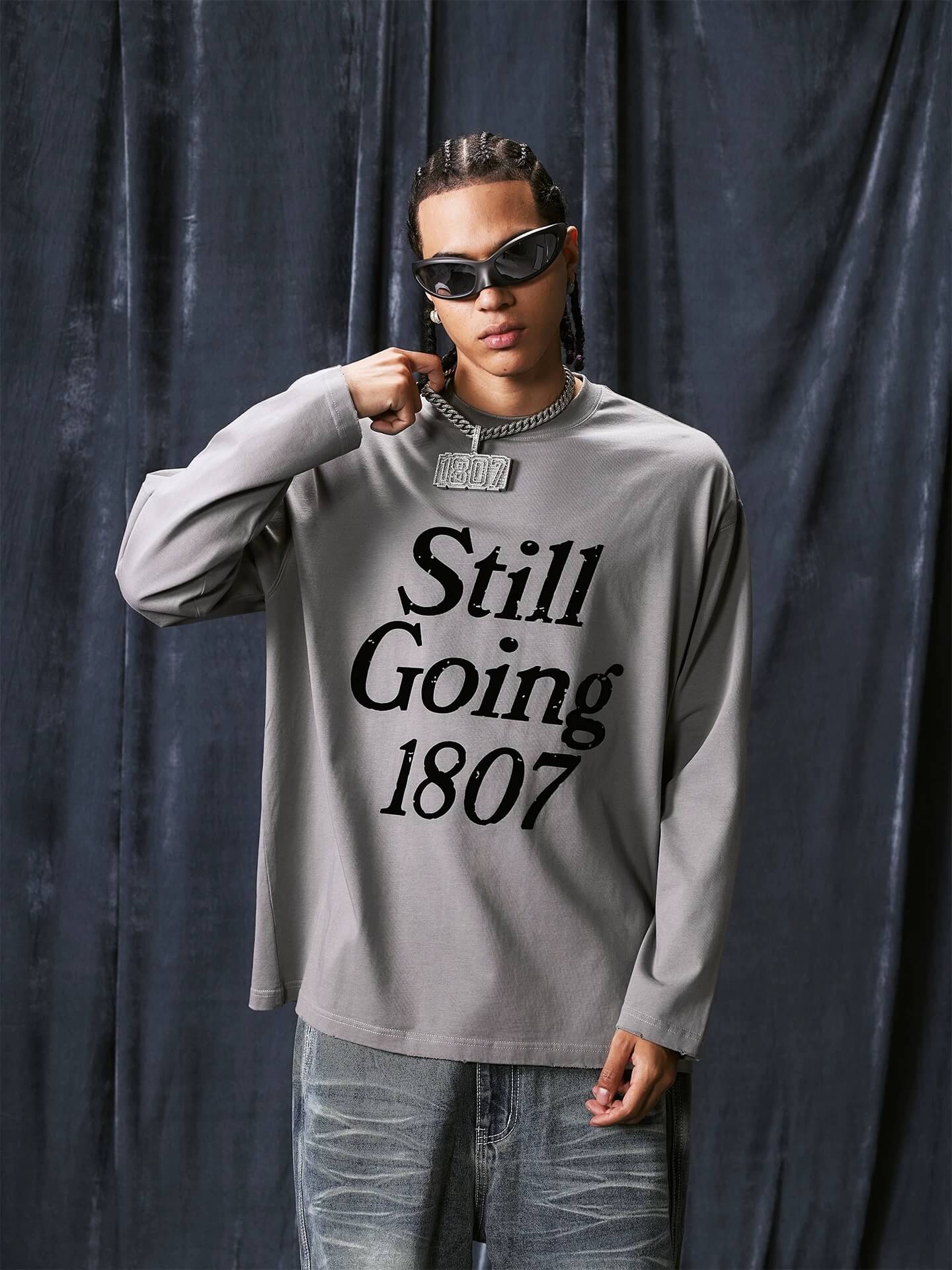1807 STILLGOING Vintage Flocked Print Long Sleeve Tee