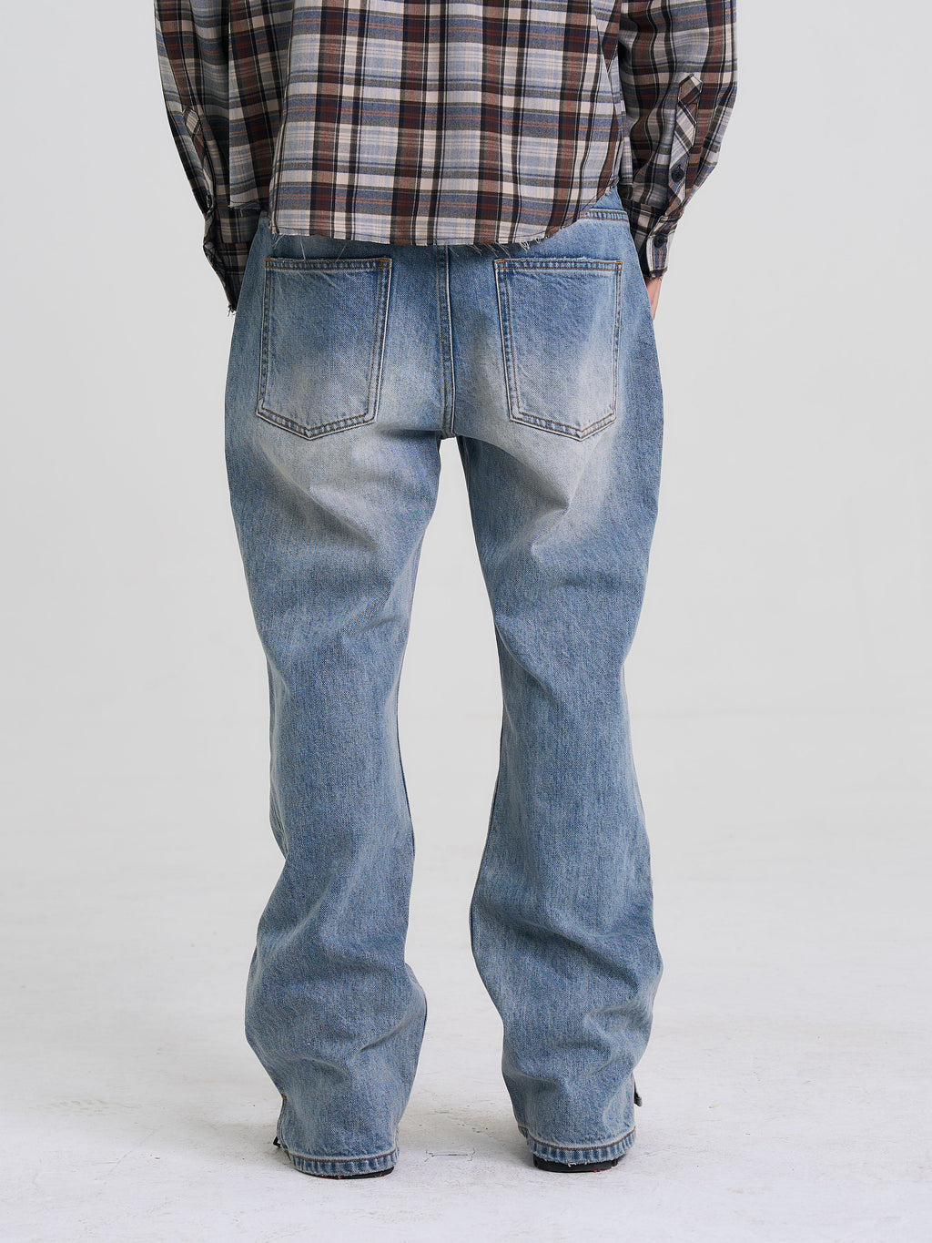 EVILKNIGHT(EK) Washed Checkered Patch Distressed Jeans