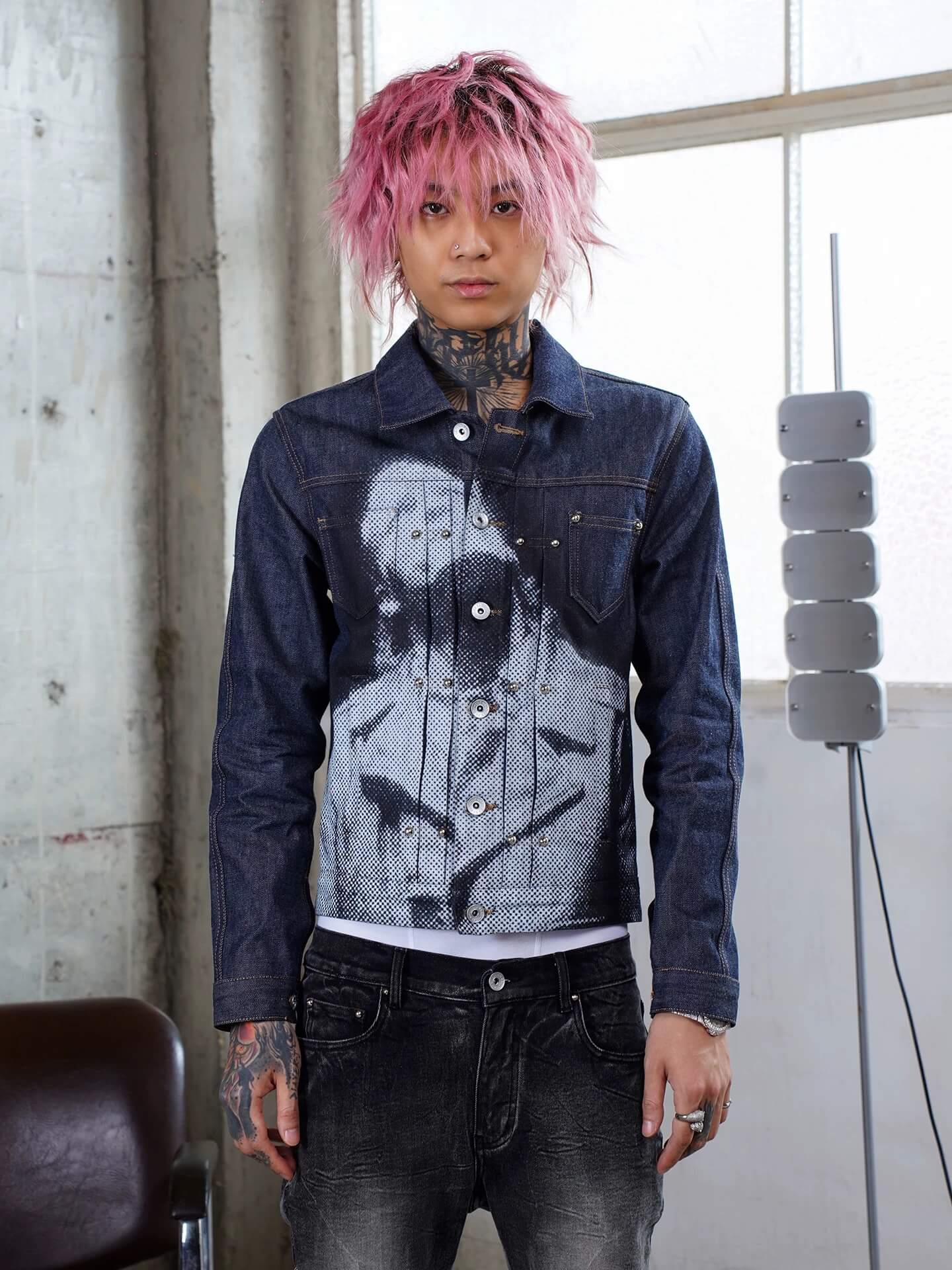 TGFCLUB Portrait Graphic Studded Slim Fit Denim Jacket