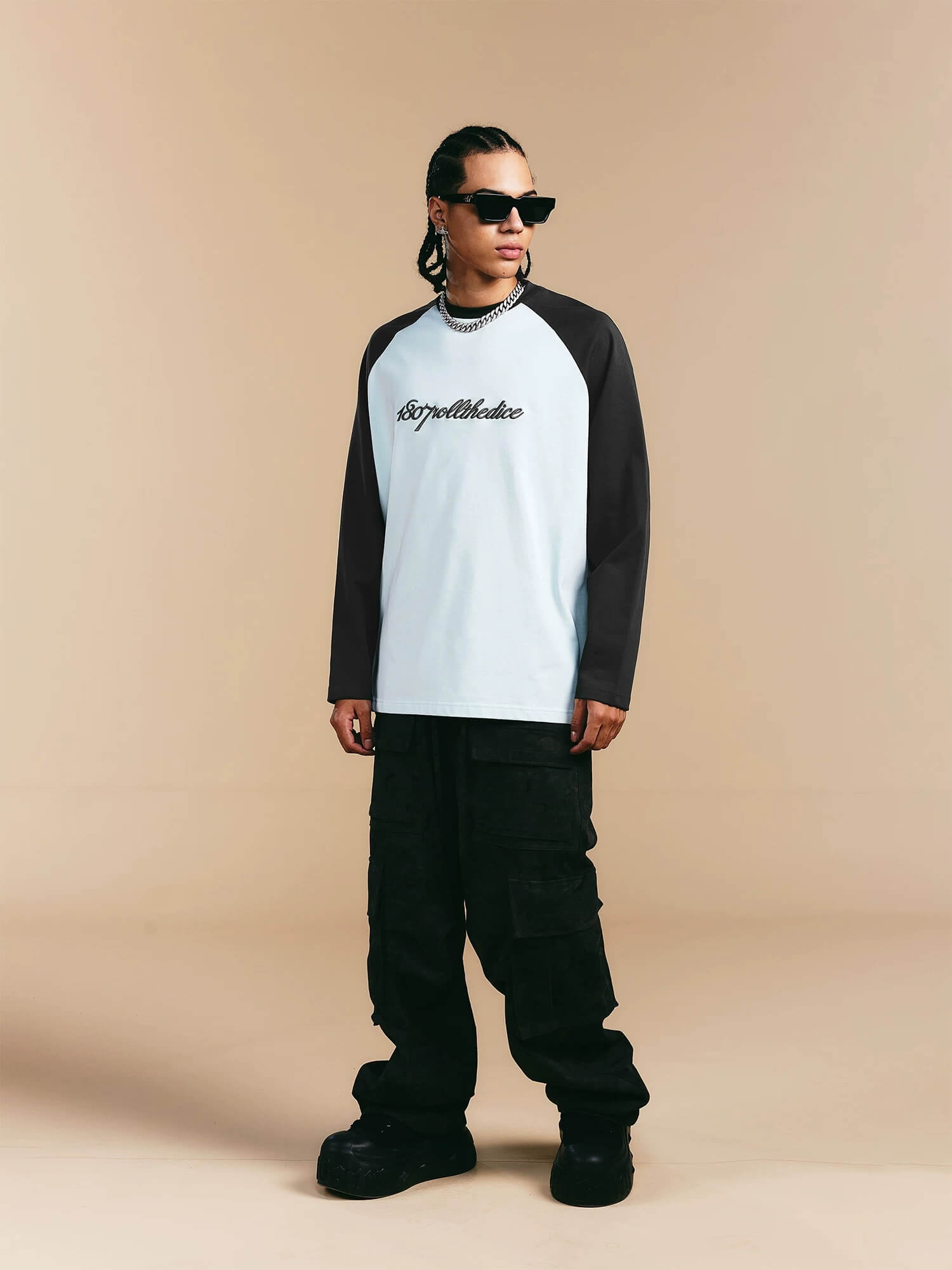 1807 ROLLTHEDICE 3D Embroidered Color Block Raglan Long Sleeve Tee