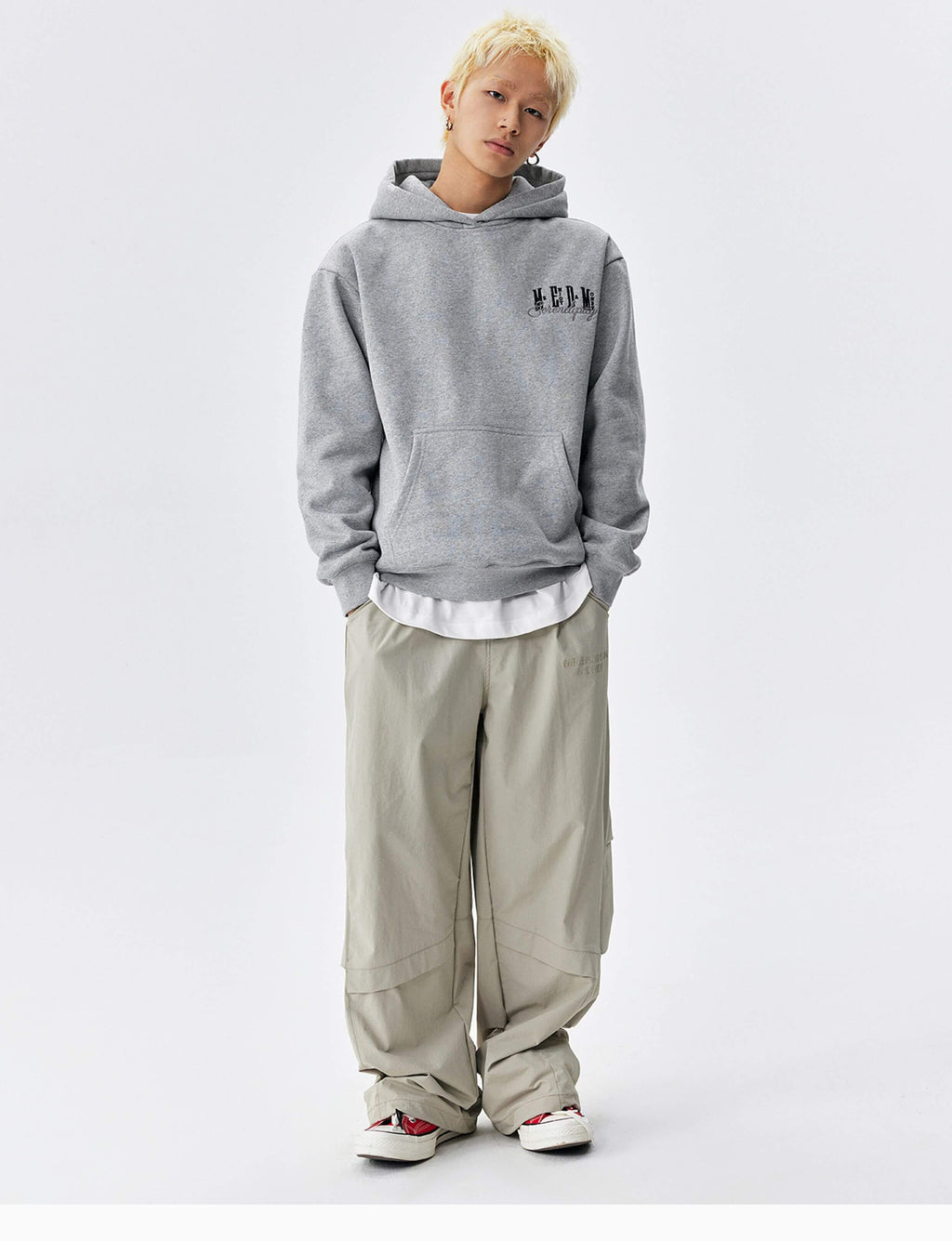 MEDM Basic One Point Embroidered Logo Oversized Hoodie