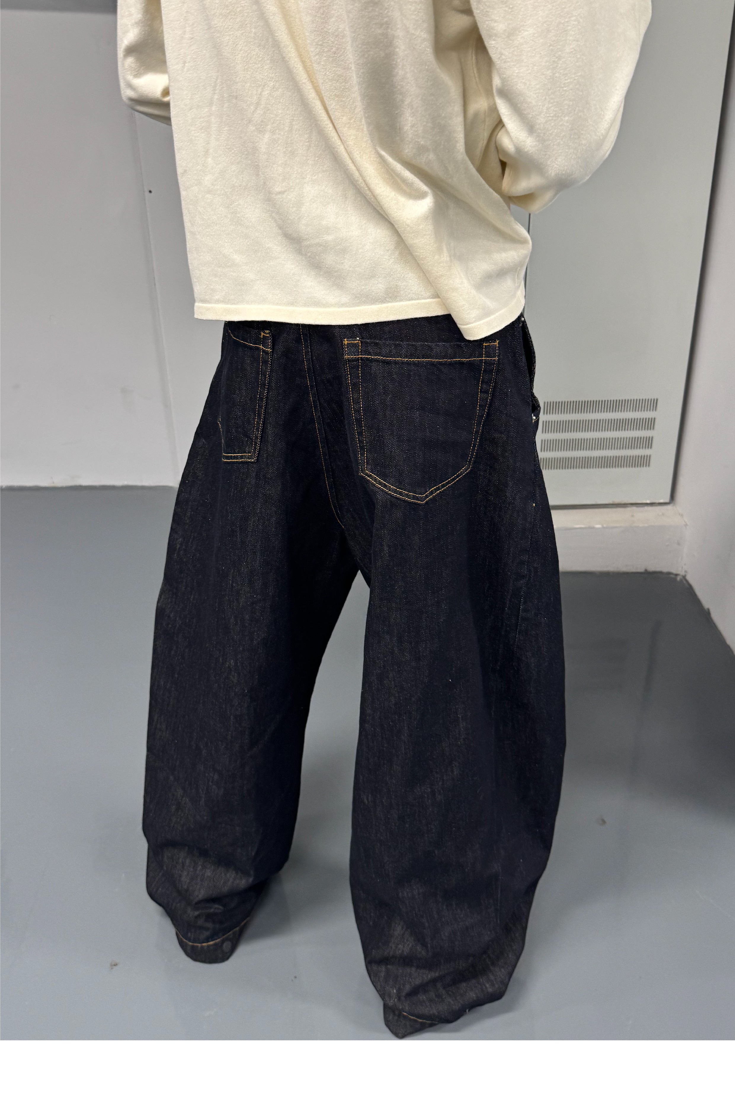 STEEPC Magnetic Button Scimitar Jeans