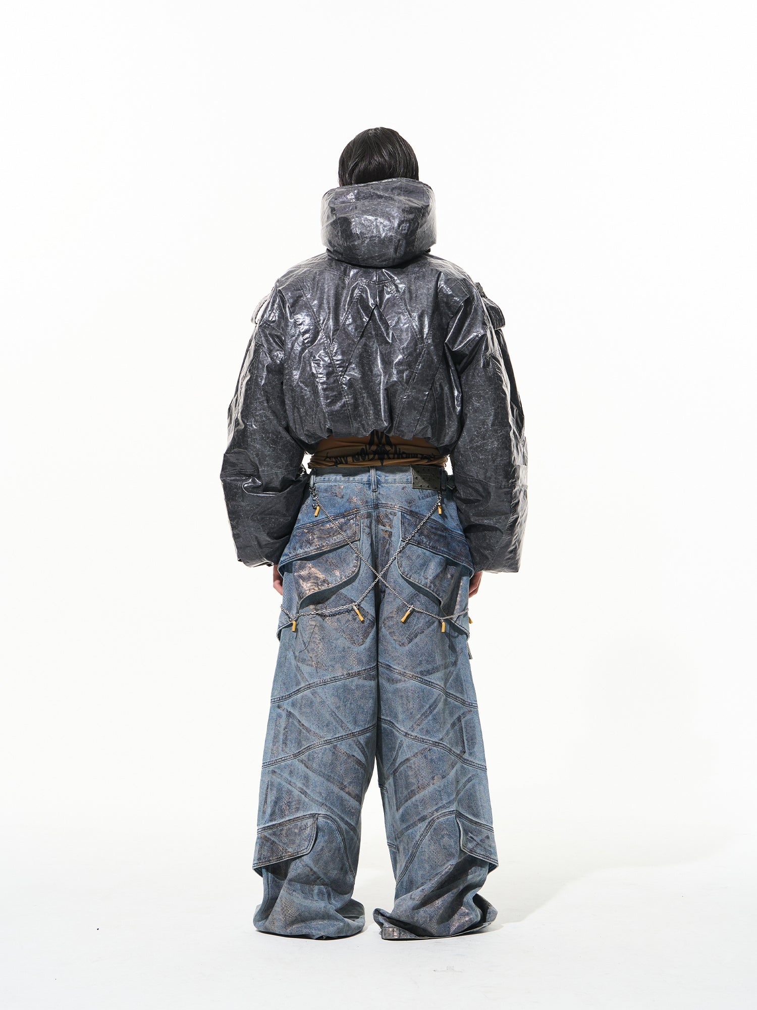 BLIND NO PLAN Wrinkled Hooded Short Bomber Jacket