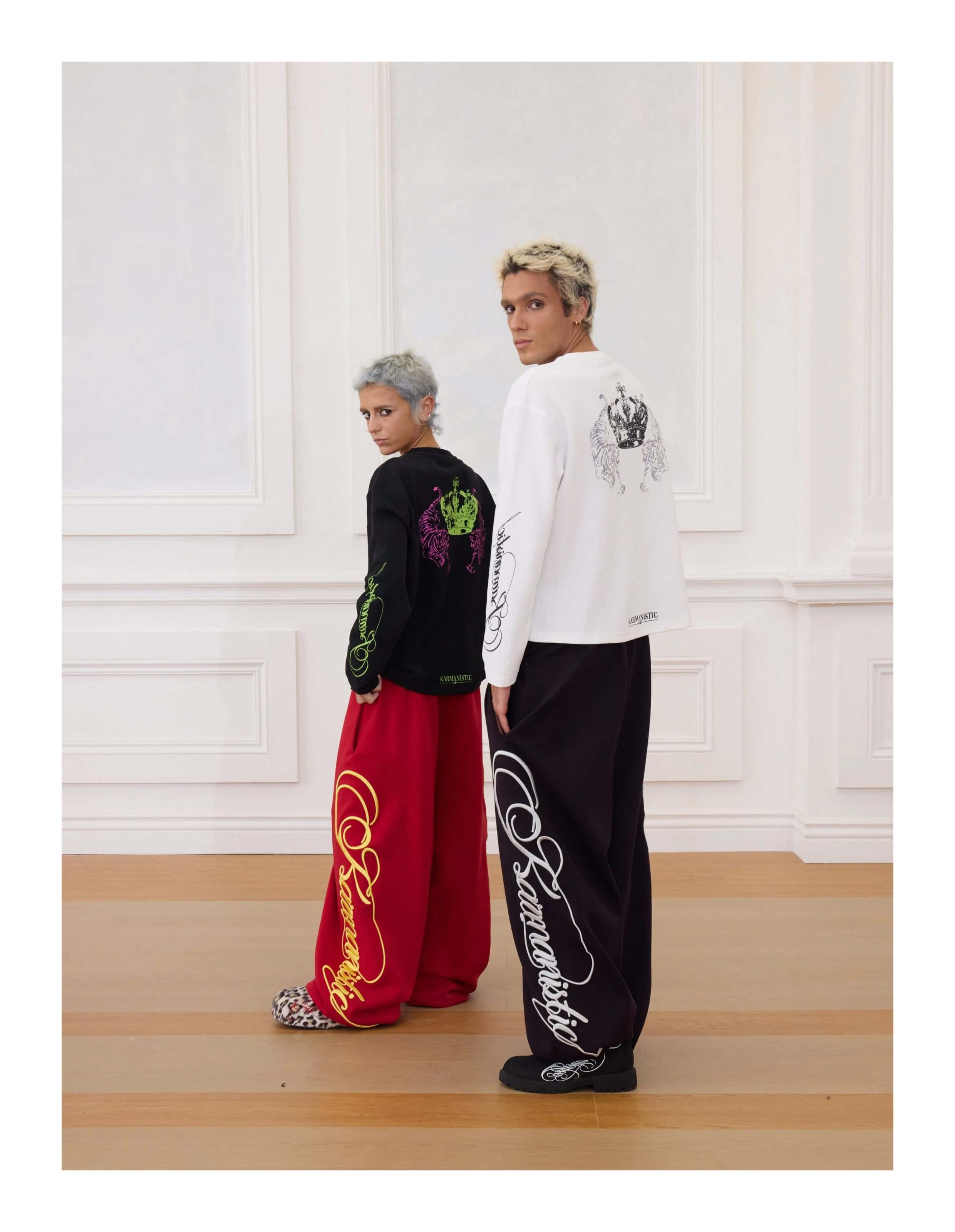 KARMANISTIC Original Embroidery Baggy Jogger Sweatpants