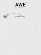 AWE Black Sunflower Pendant Pearl Necklace