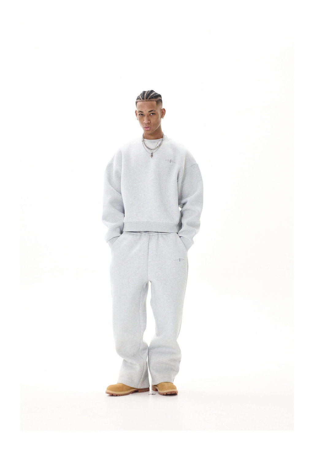 KARMANISTIC Heavyweight Logo Embroidered Sweatshirt