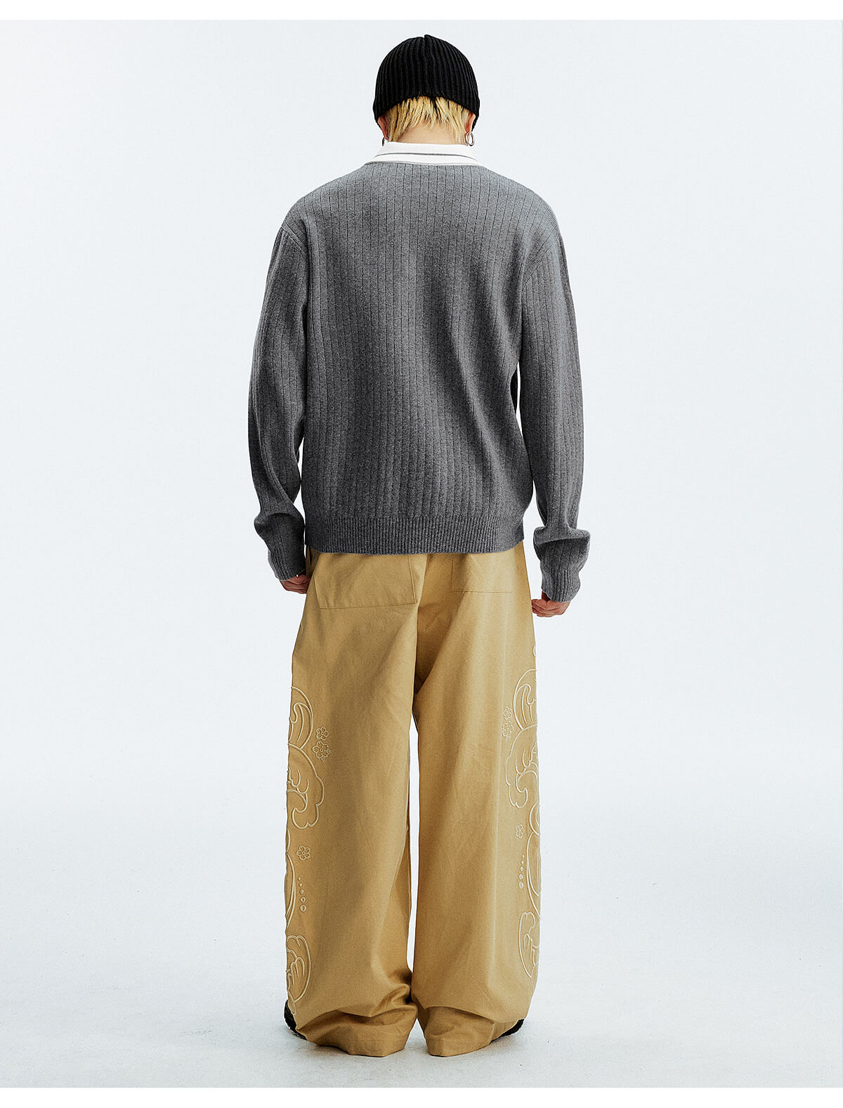 MEDM Color Blocked Long Sleeve Knit Polo Sweater