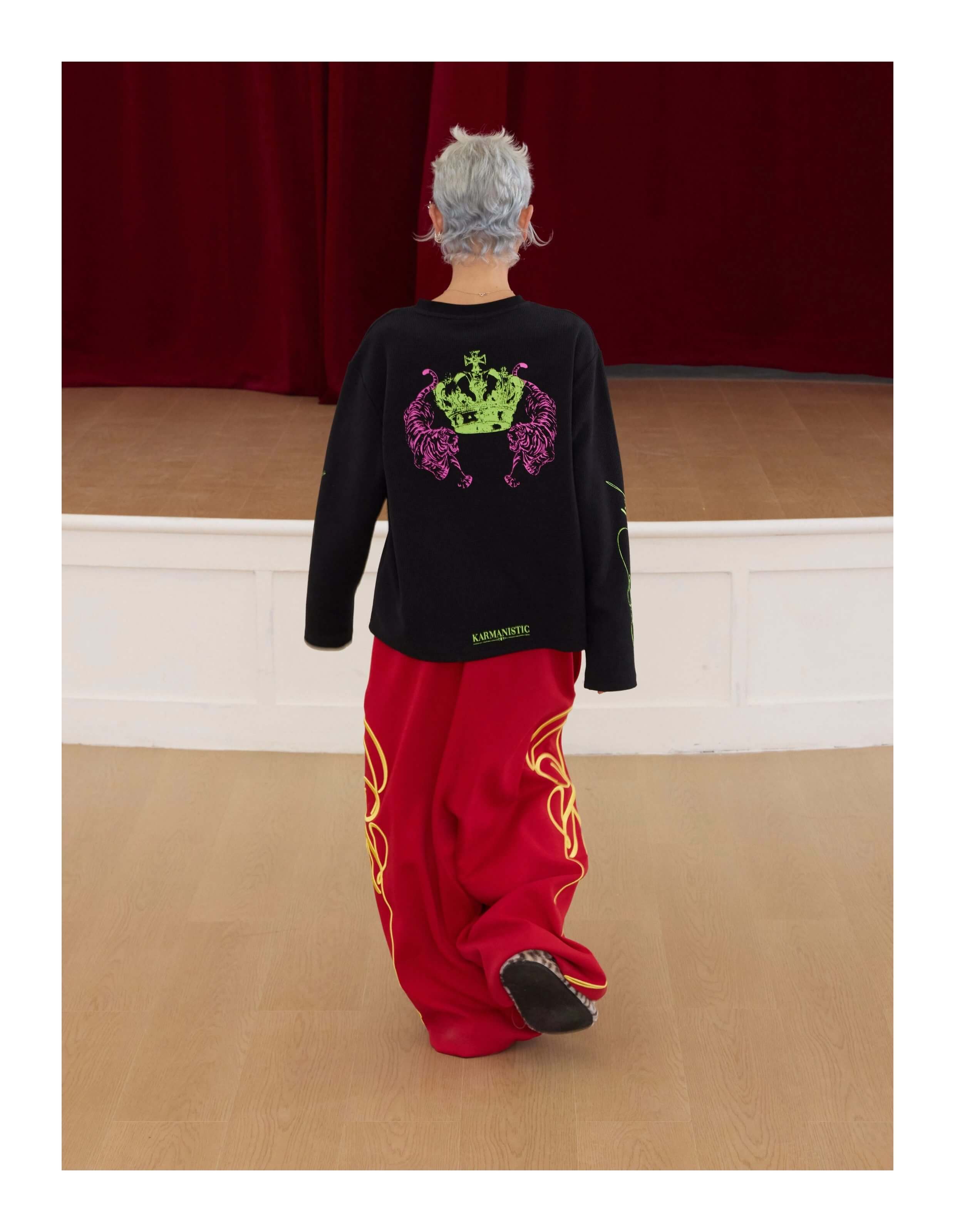 KARMANISTIC Original Embroidery Baggy Jogger Sweatpants
