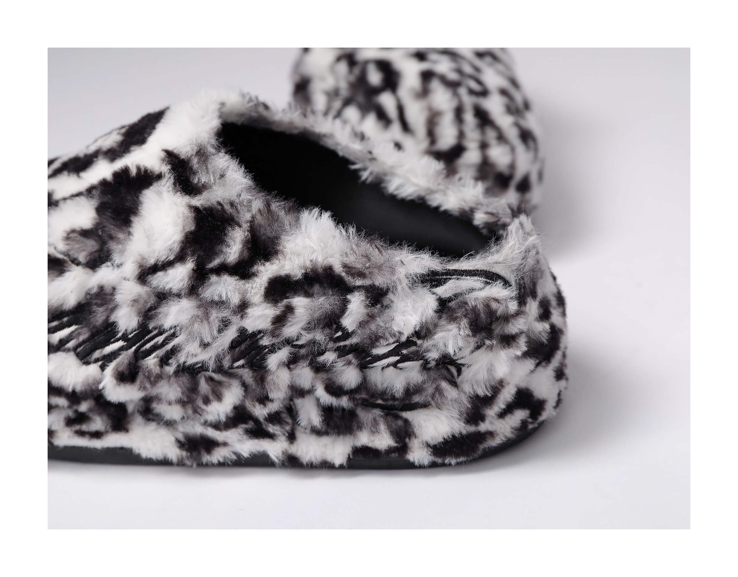 KARMANISTIC Rose White Leopard Fur Embroidered Slipper Clogs