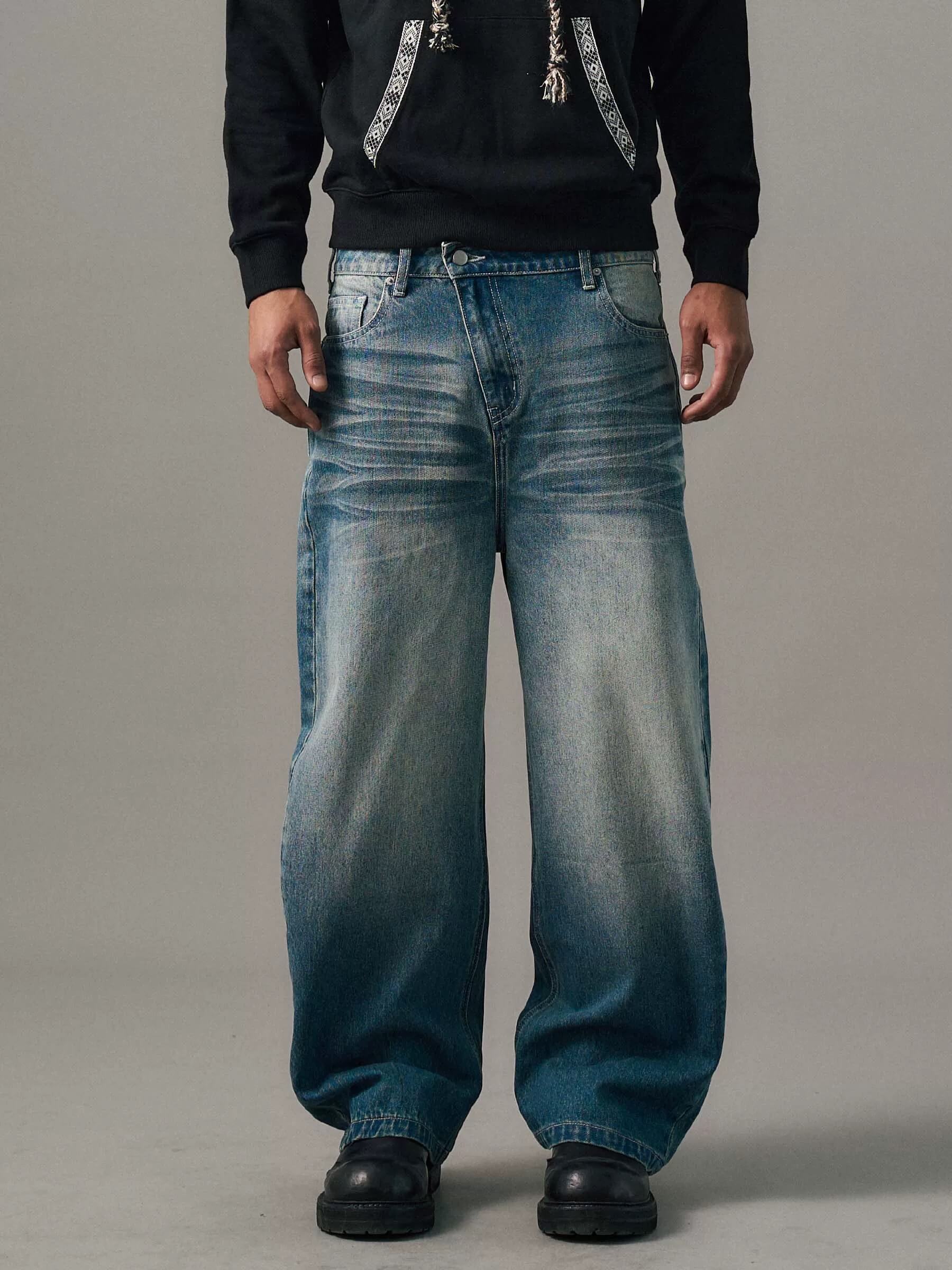 S45 Slanted Panel Curved Washed Jeans